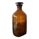 Apothecary bottle