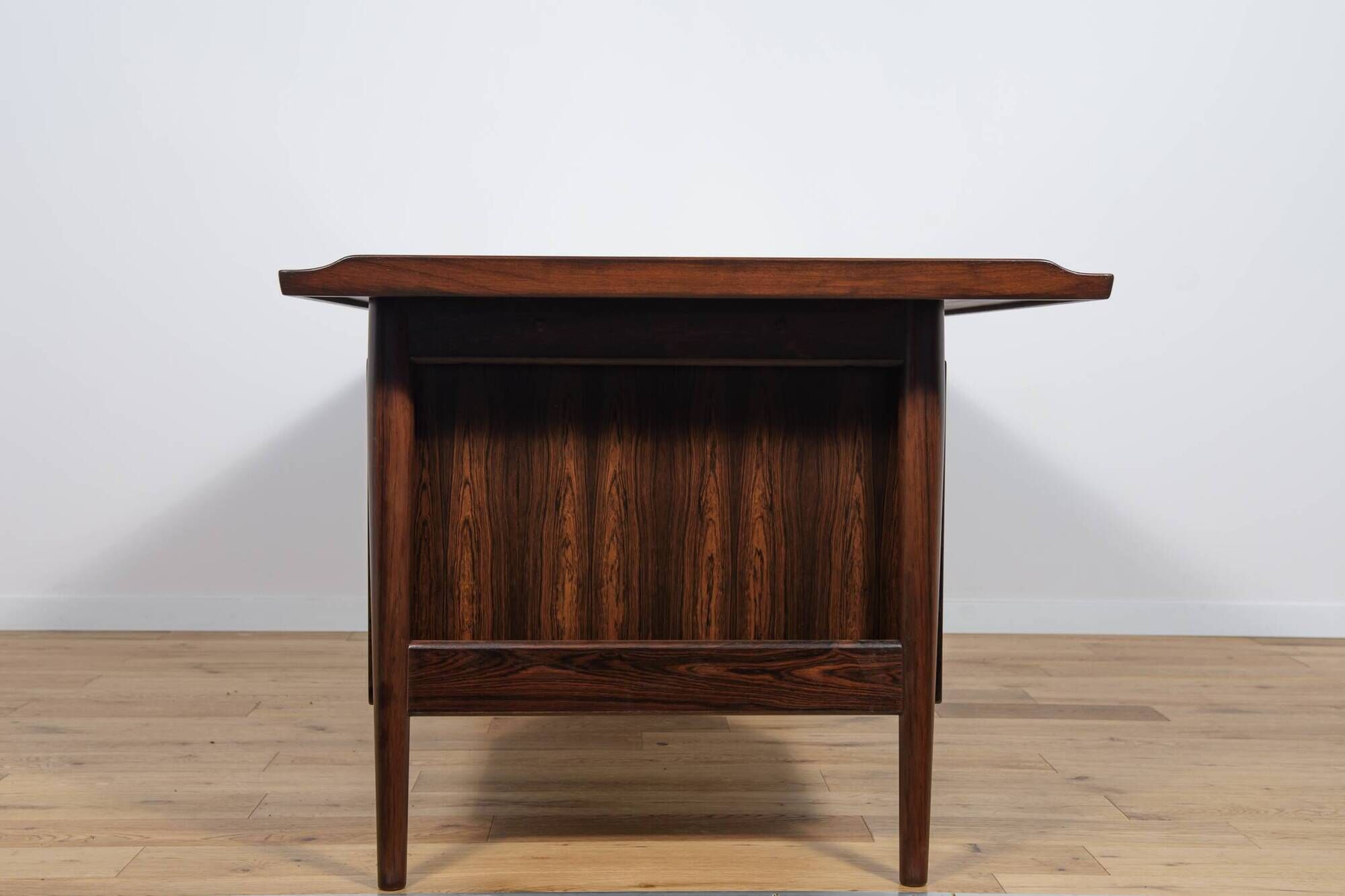 Mid-Century Rosewood Freestanding Desk Model 207 by Arne Vodder for Sibast,