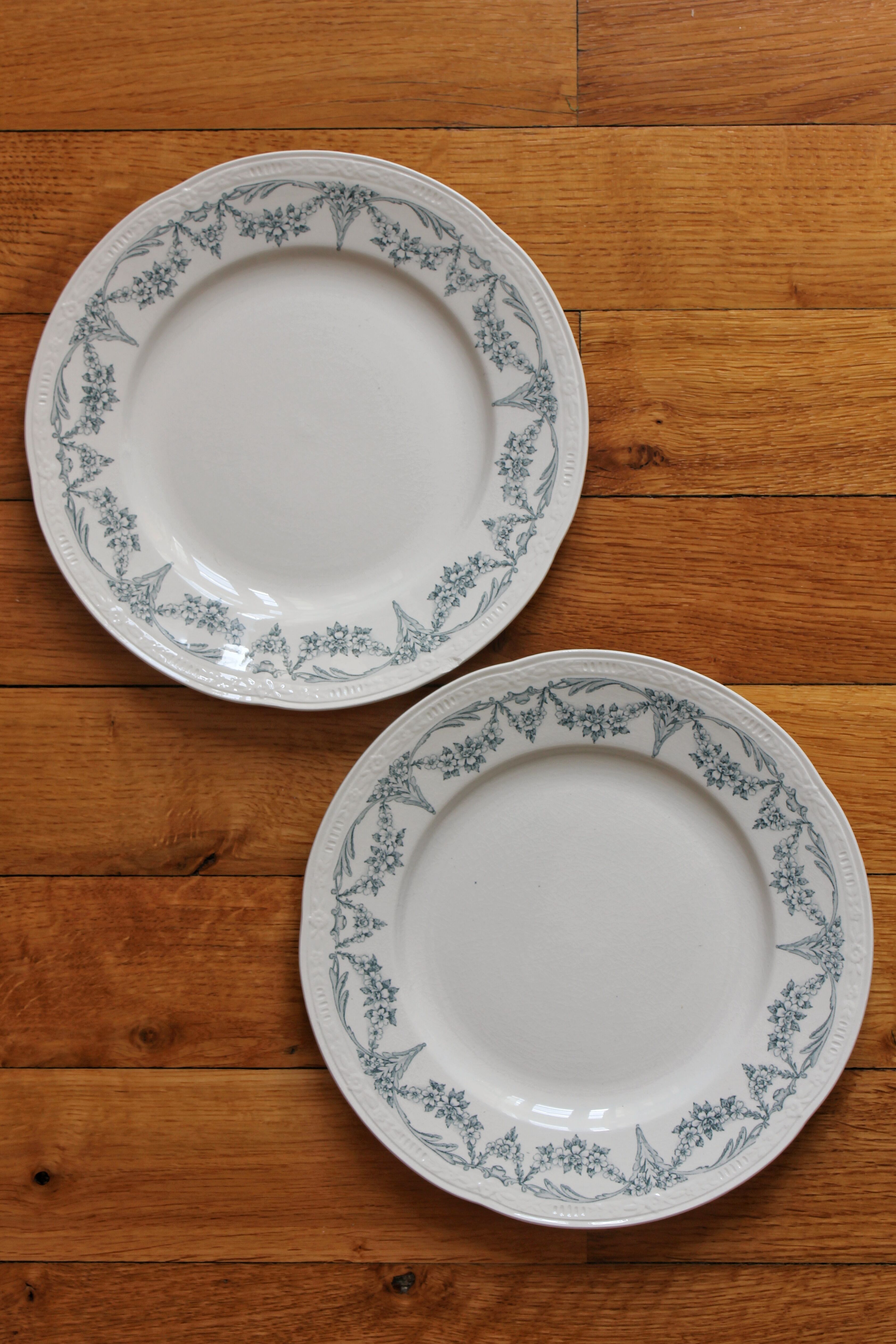 2 Louis XVI style ironstone dessert plates by U&C Sarreguemines