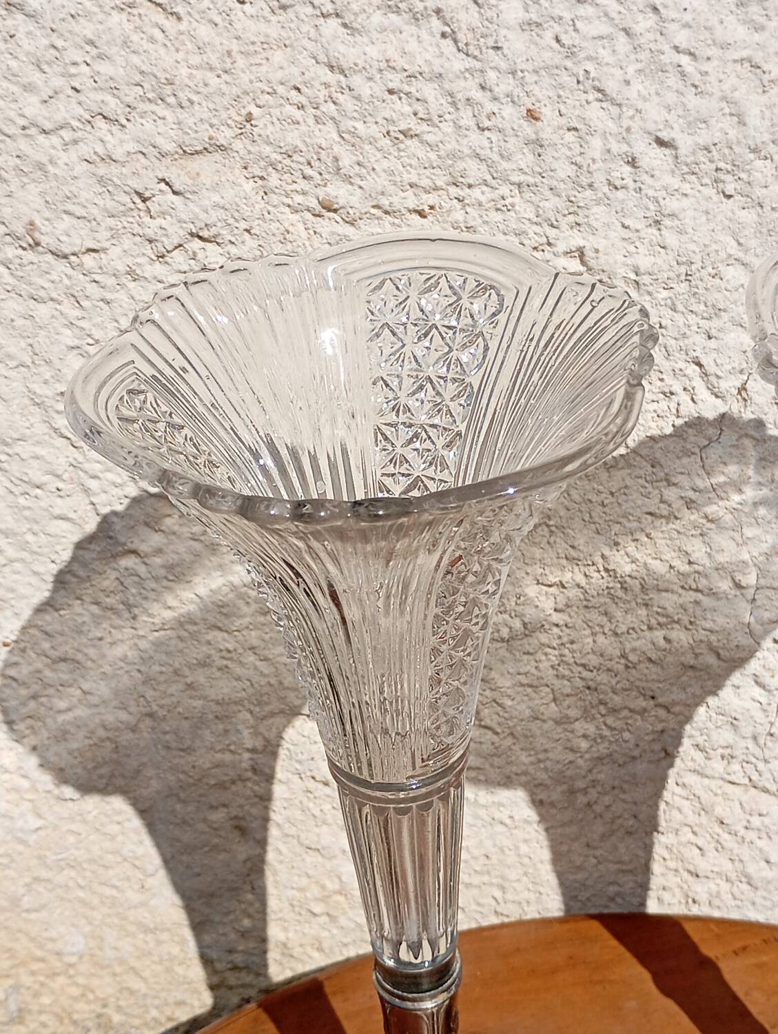 Pair of engraved tulip vases soliflor in silver metal in glass of 32