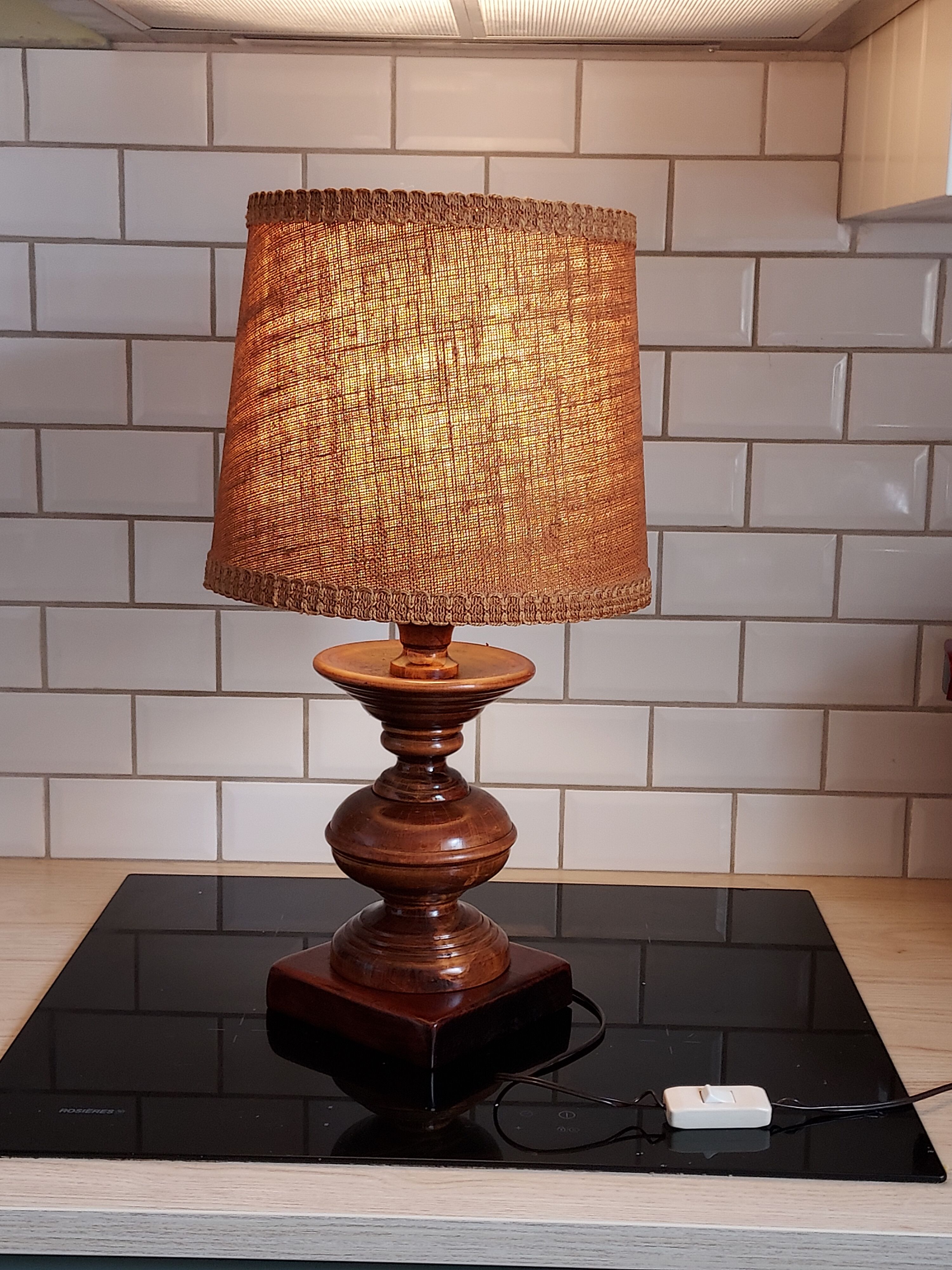 Lampe bois style arts and crafts