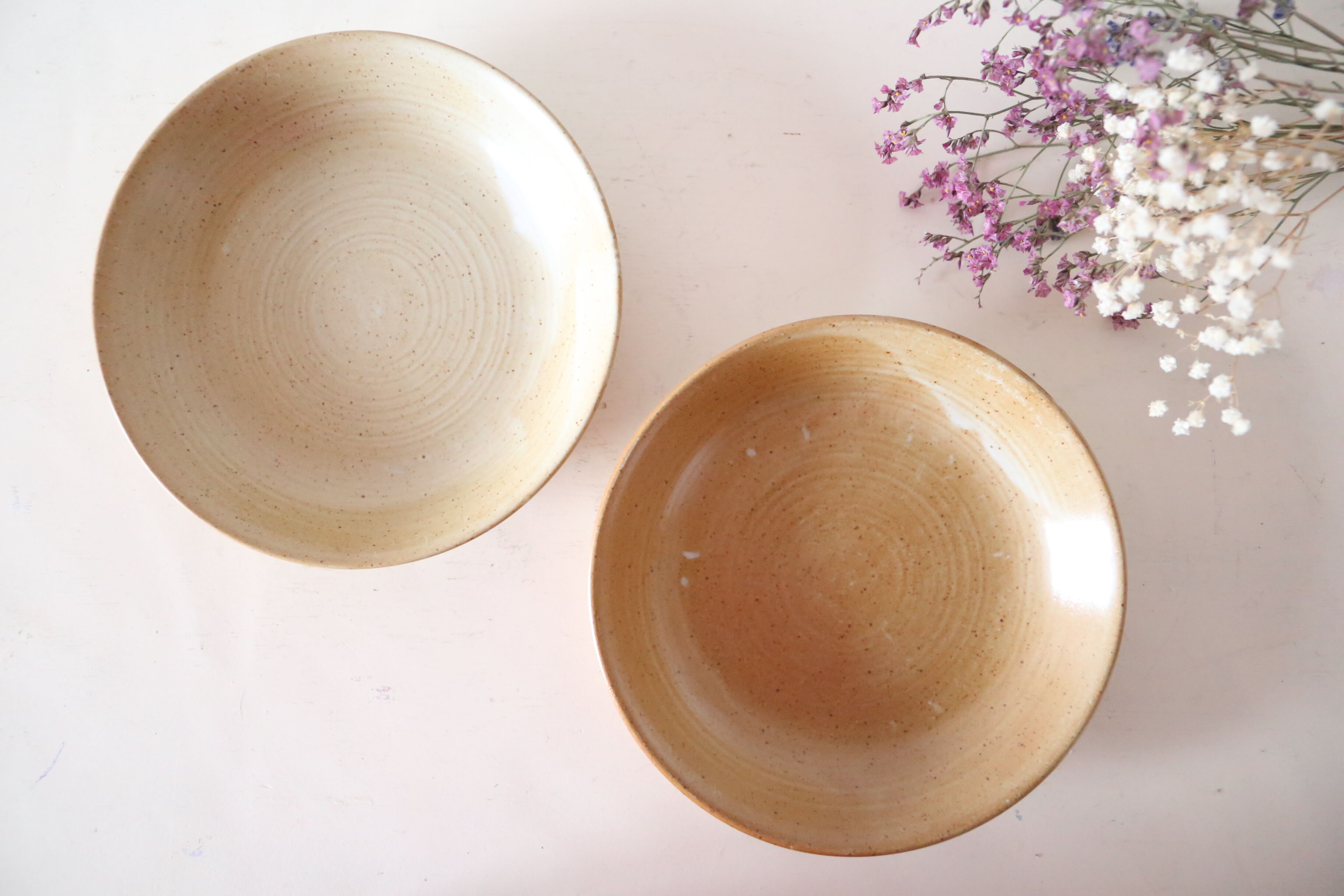 Set of 6 hollow sandstone plates, sandstone village, vintage French