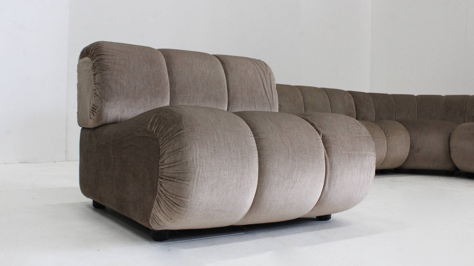 Vintage Italian Giuseppe Munari modular sofa, Italy, 1970s