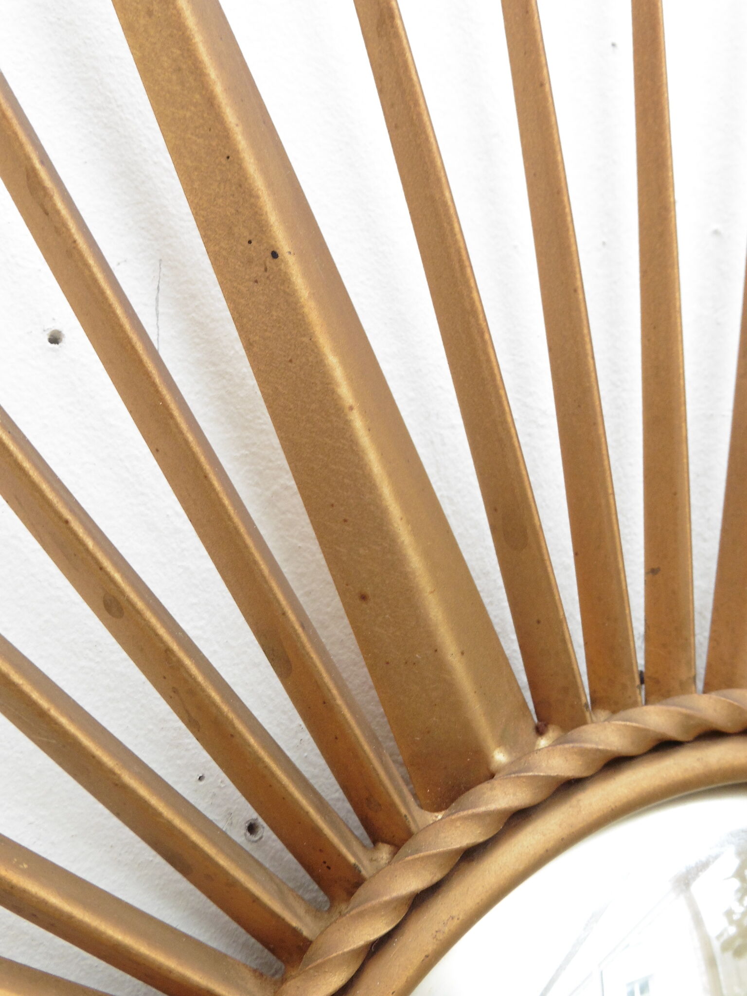 Mirror bulging Sun 85 x 85 cm