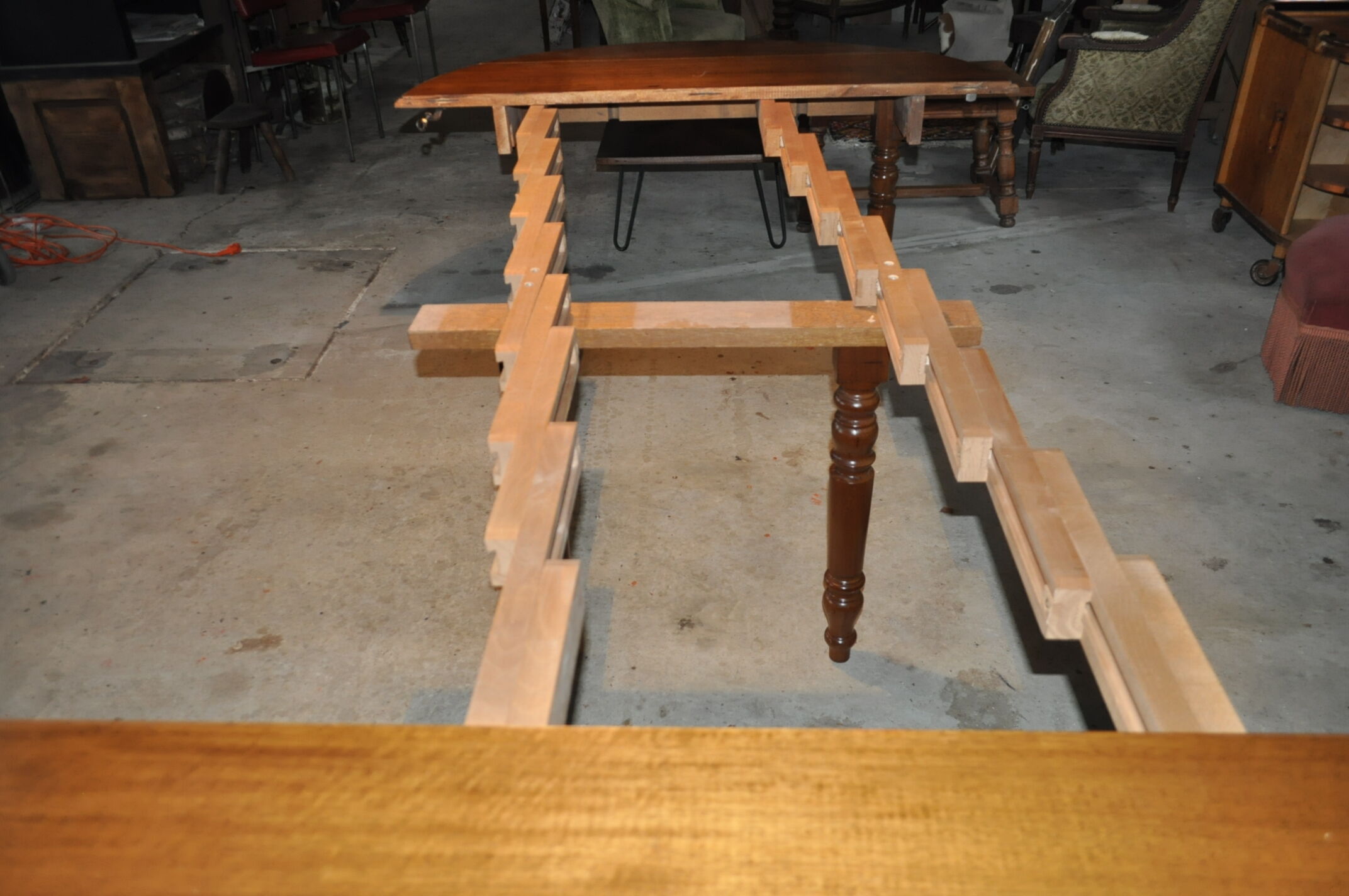 XXL modular table