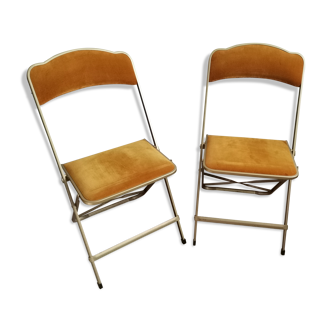 Deux chaises velours or