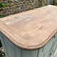 Buffet d’office sur plinthe en chêne gris mastic
