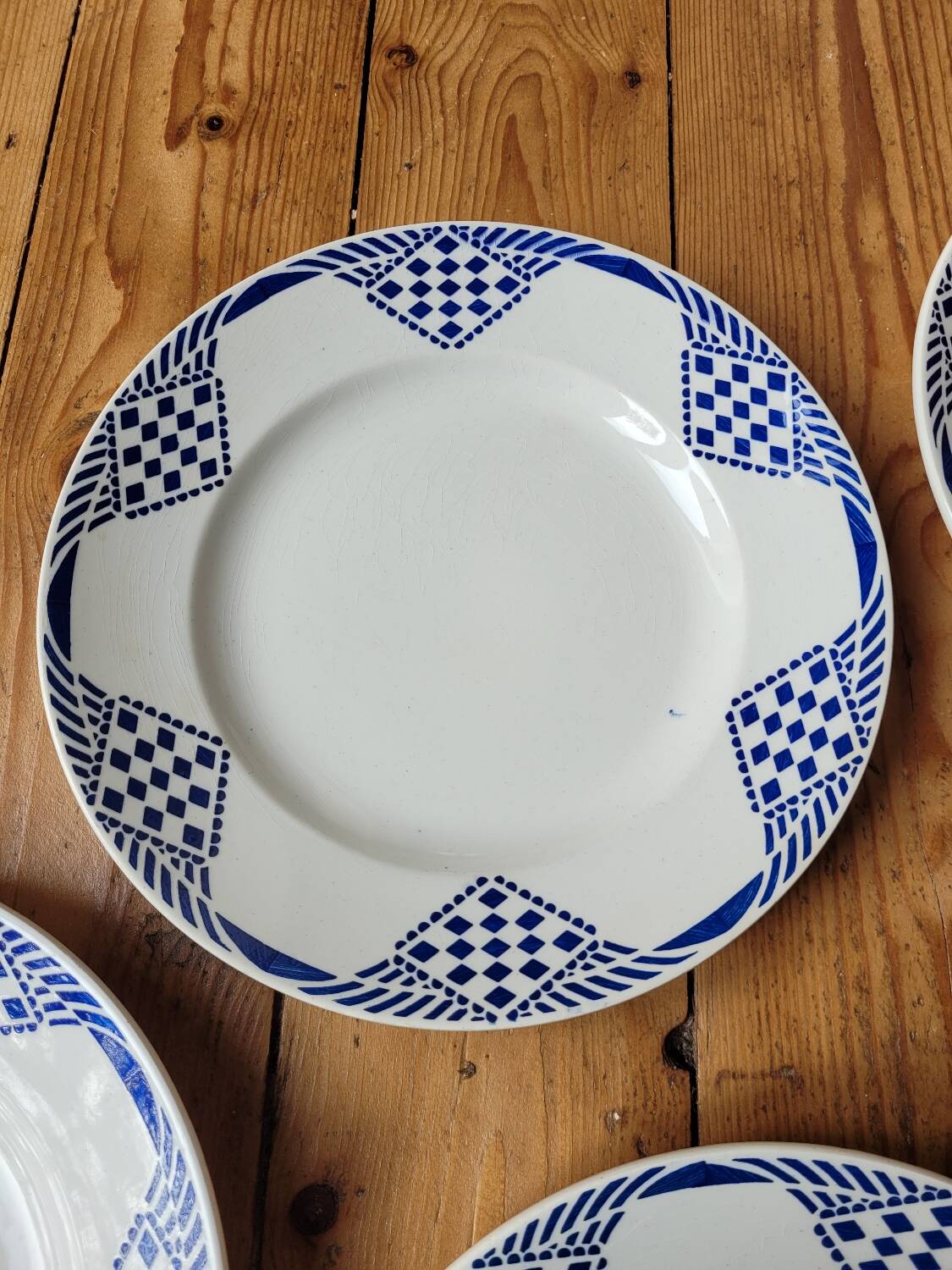 Set of 6 Pantin de Orchies flat plates Moulin des Loups and Hamage