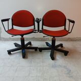 2 office chairs