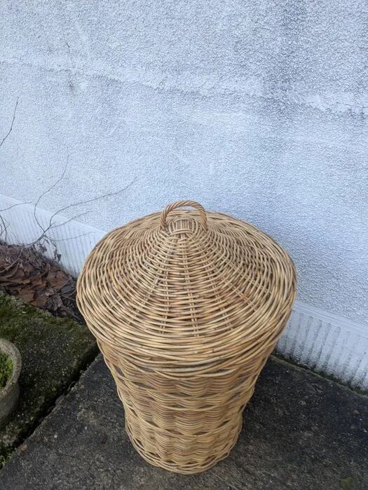 Wicker basket