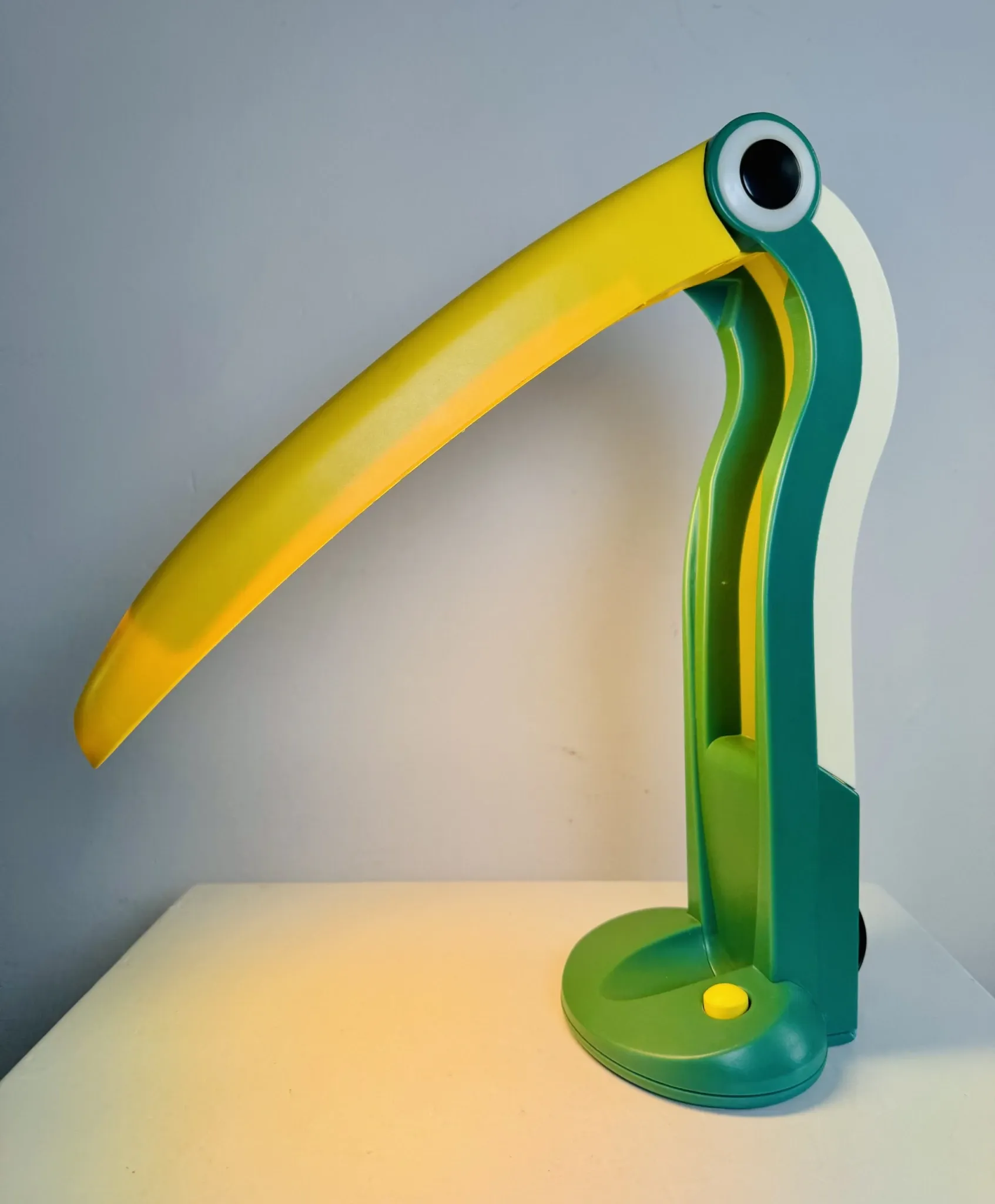 Toucan Desk Lamp By H.T. Huang For Huangslite, Taiwan, 1990S