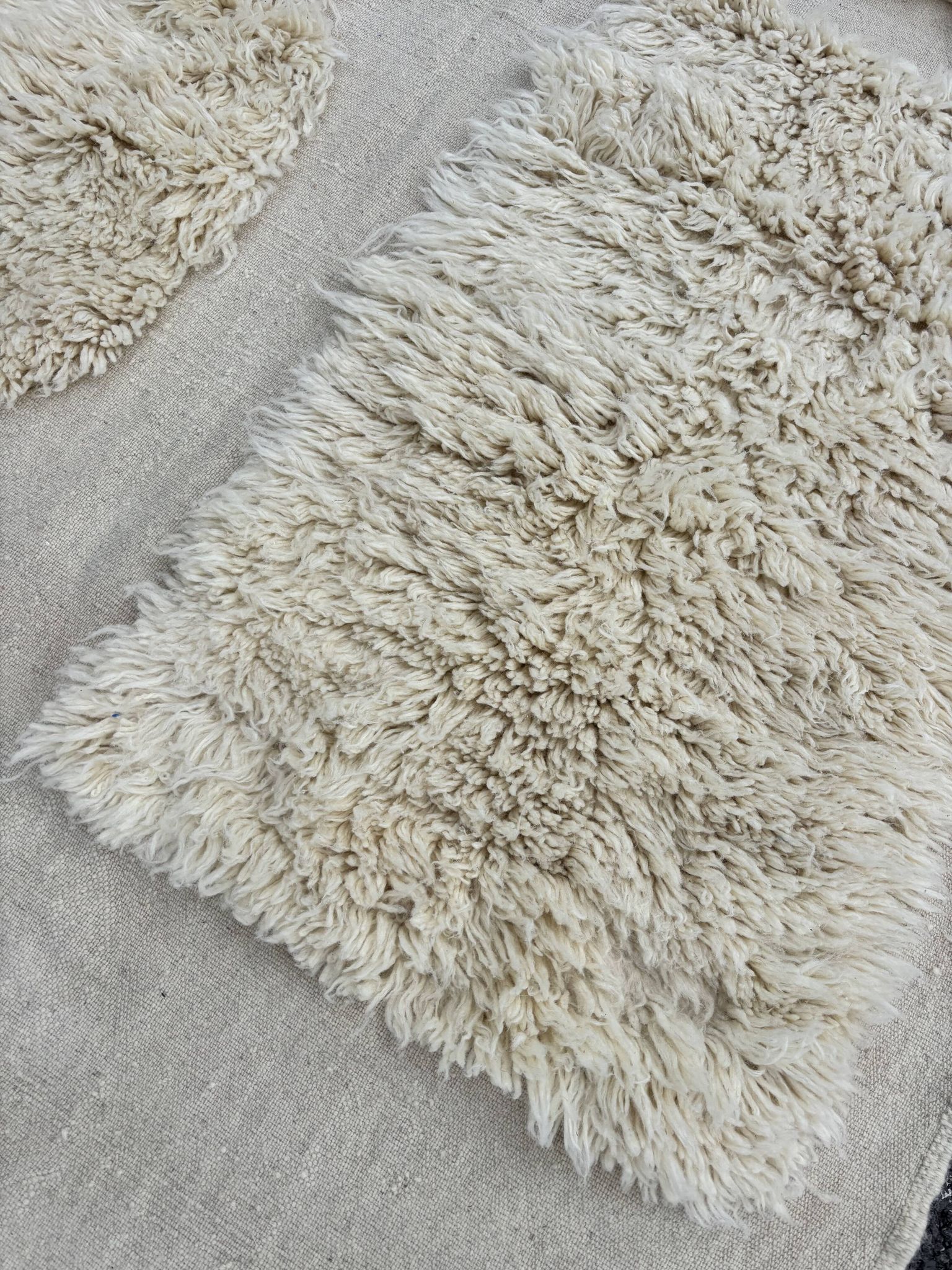 Moroccan Beni Ouarain rug in ecru wool