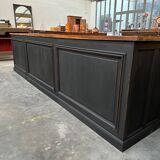 Counter early twentieth oak