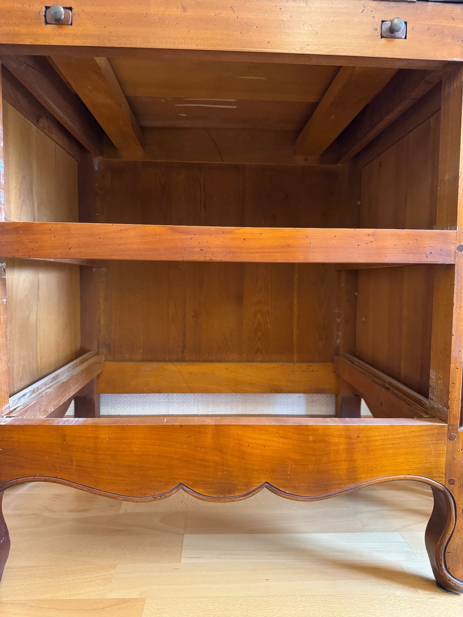Secretary with drop-down front, signed Jean Laick, master cabinetmaker, cherry wood.
