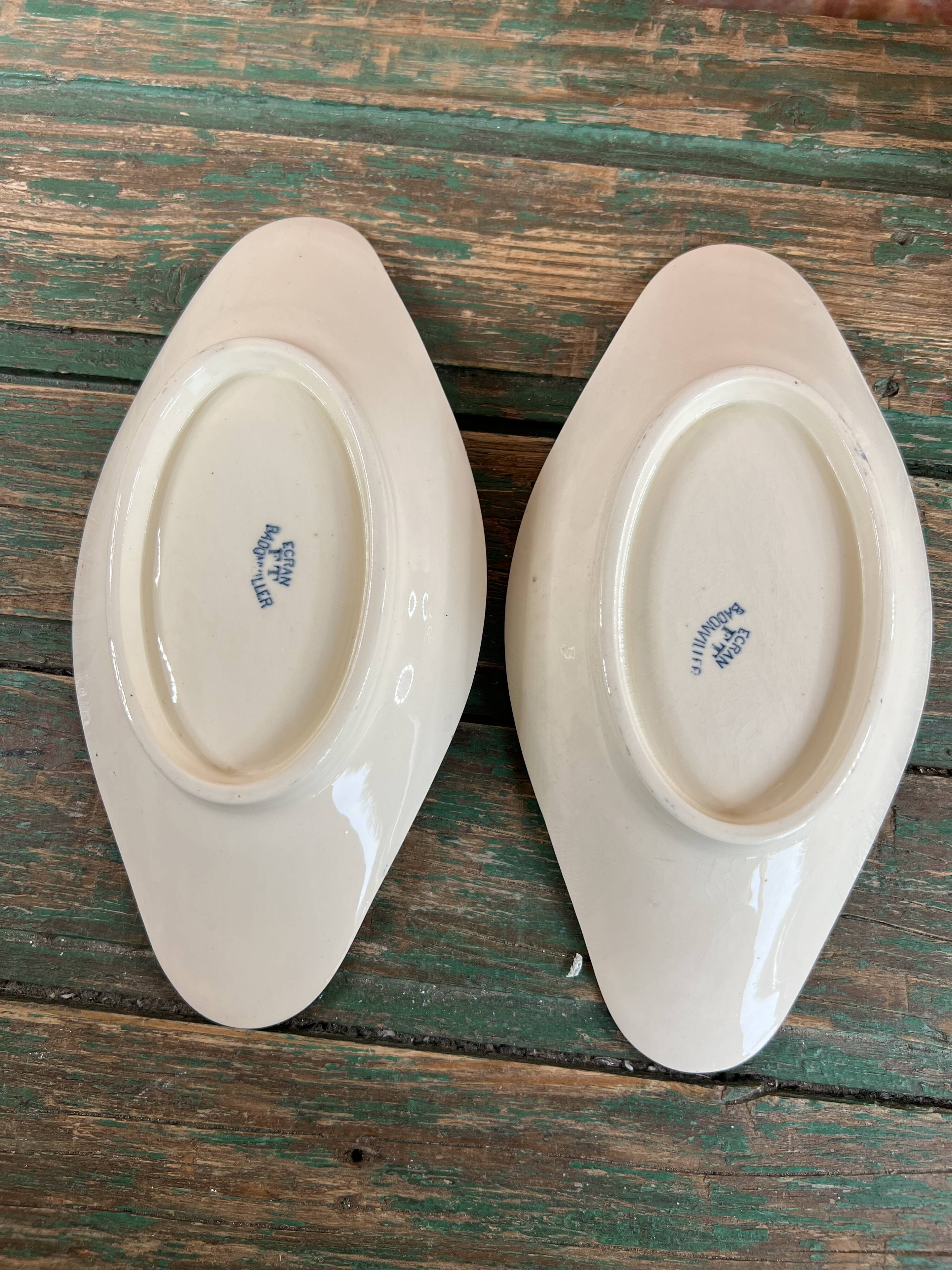 2 Badonviller earthenware dishes with fish decoration, screen model