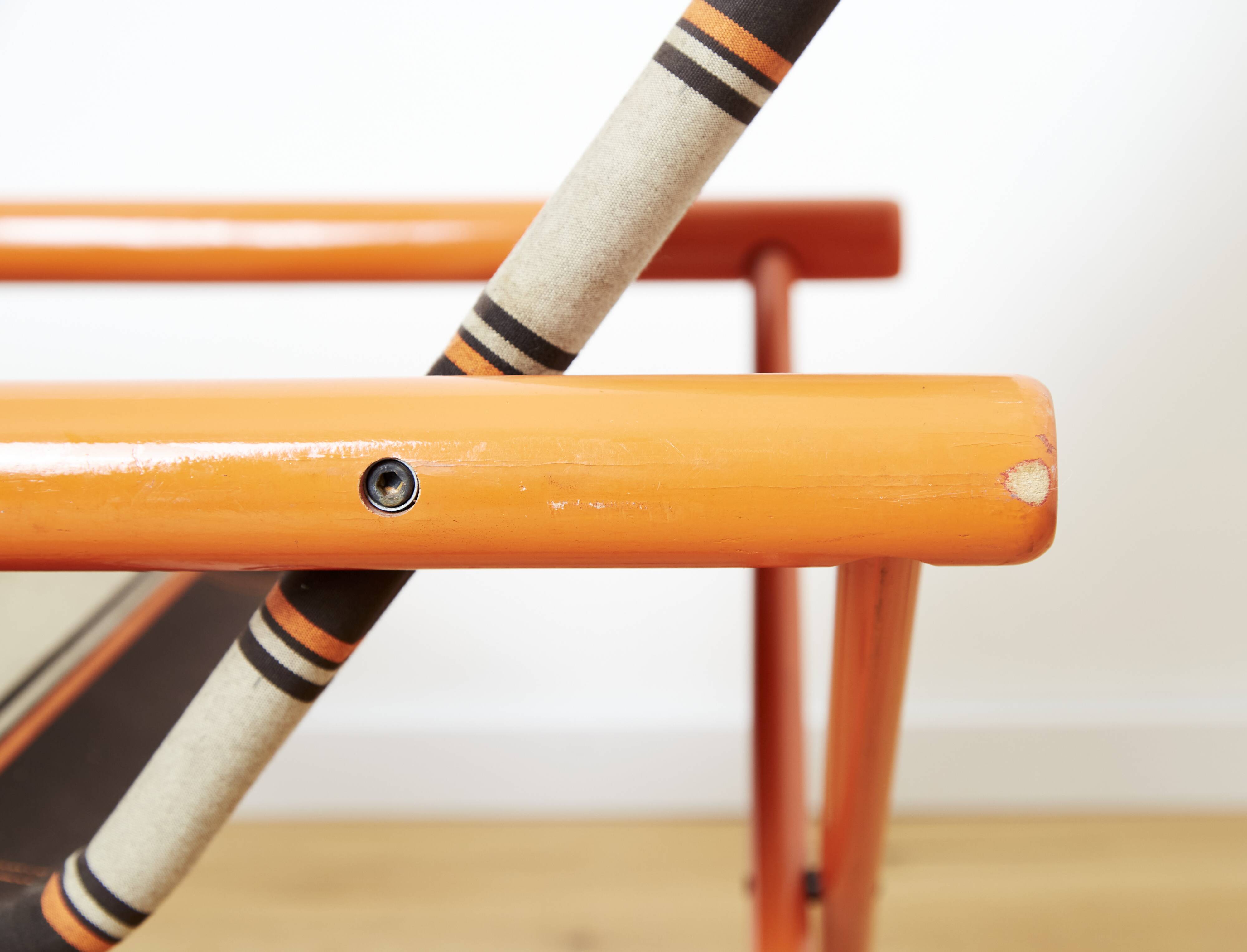 Nii Takeshi "NY chair X" folding chair for Linea Veam