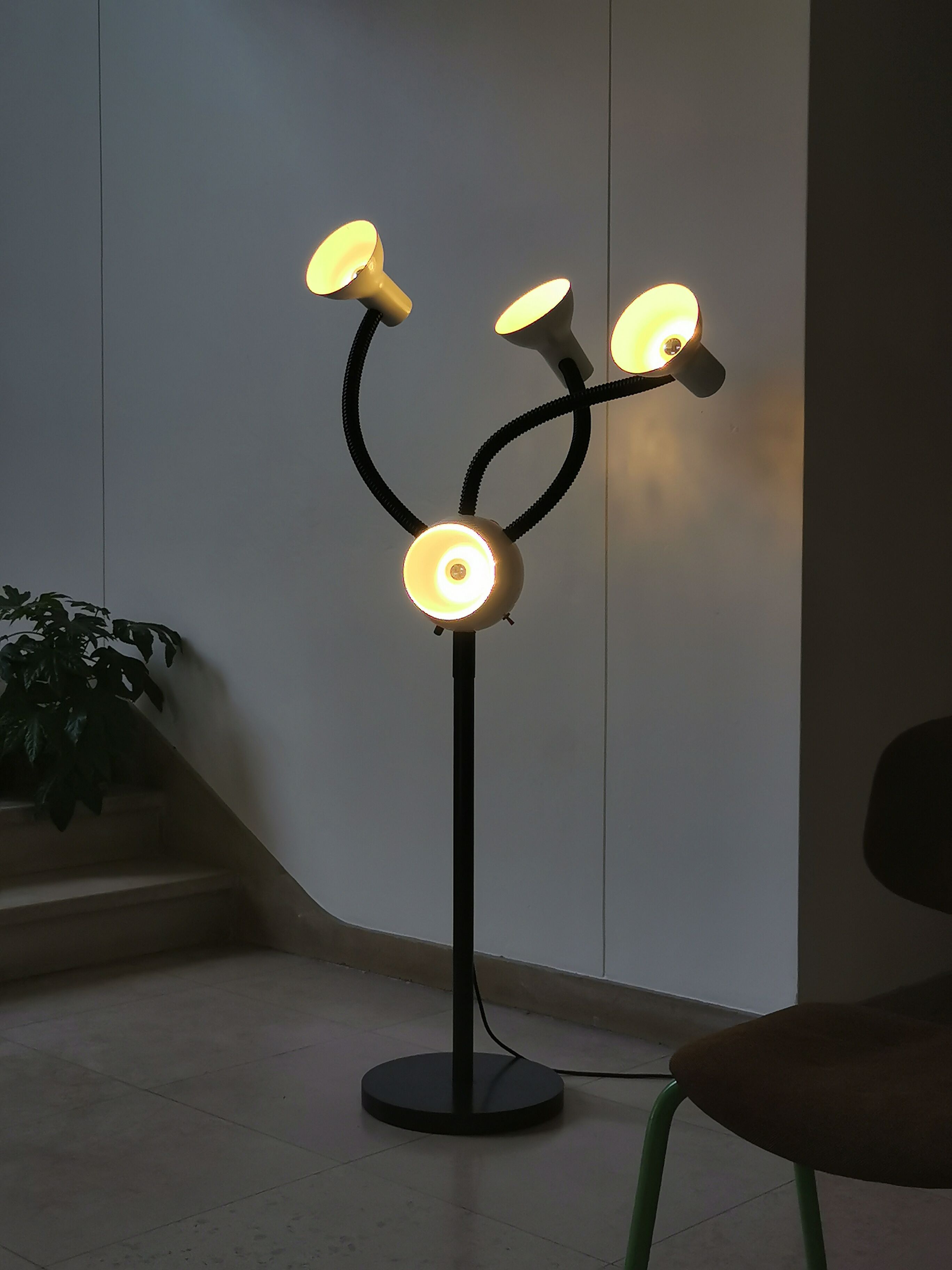 Space age lamp with 4 articulated spots, eyeball, sci-fi, 1970.