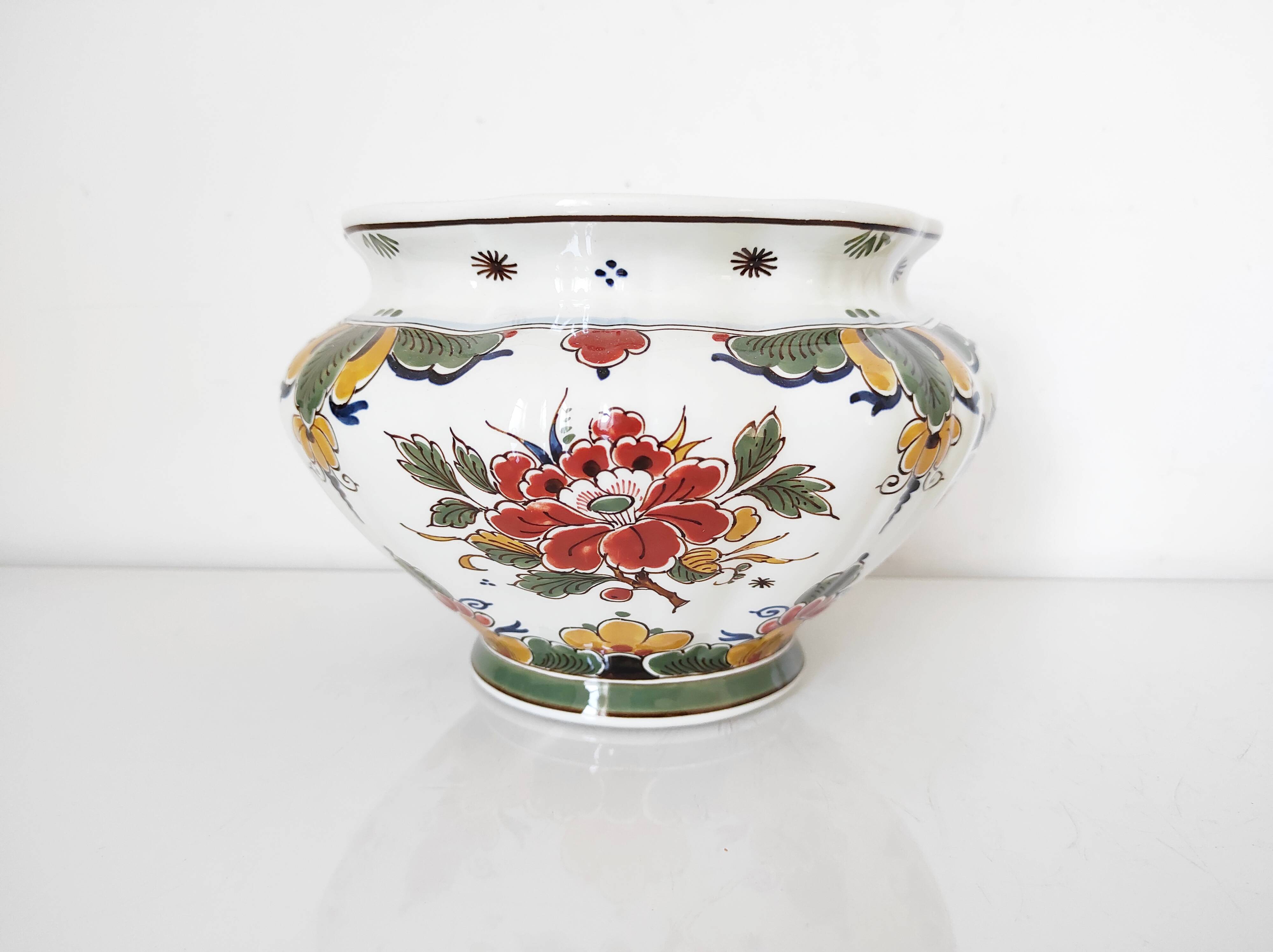 Delft Porceleyne Flower Pot Cache