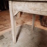 Poplar country table from the 1930s