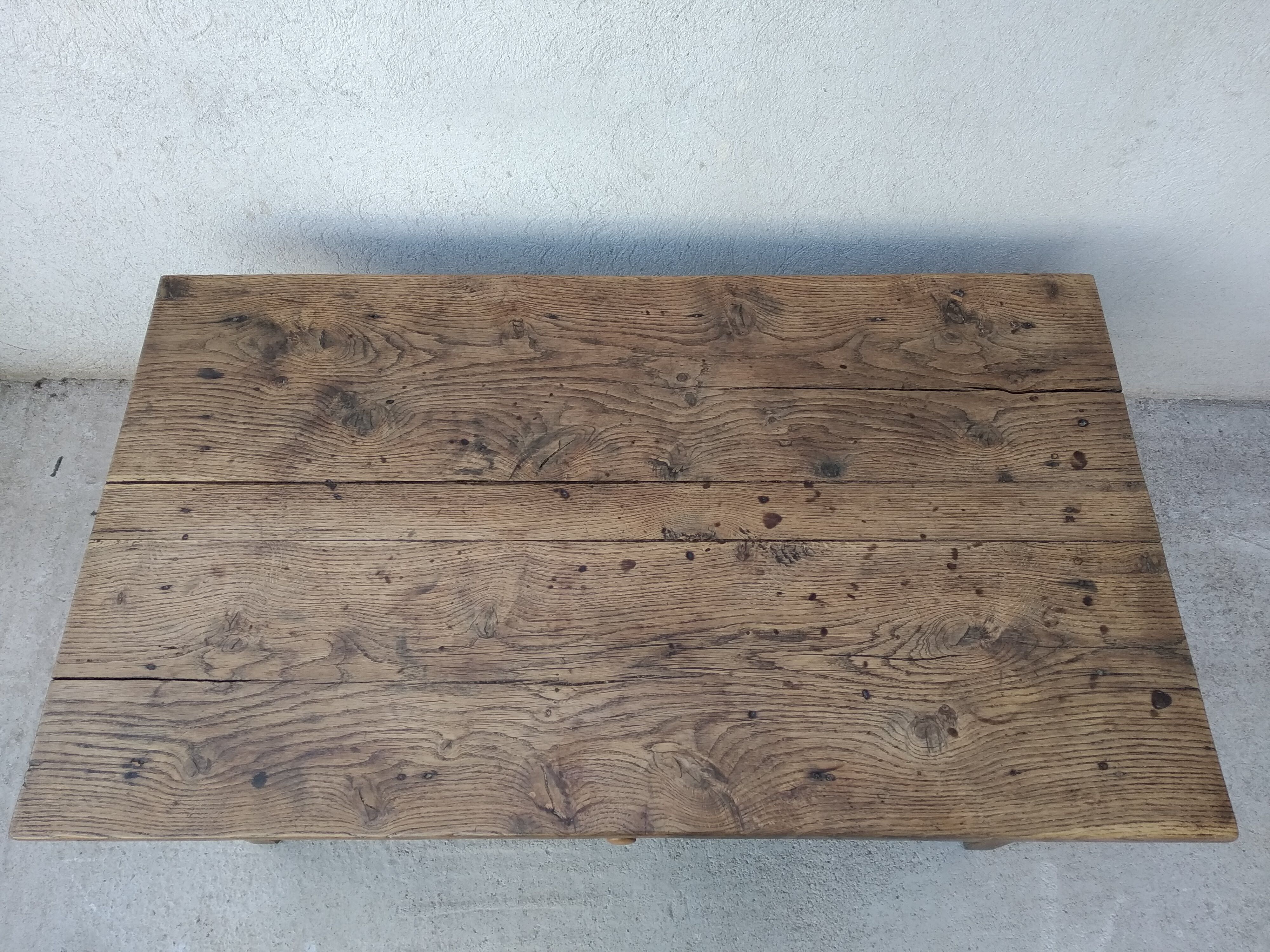 Farmhouse coffee table with solid wood drawer