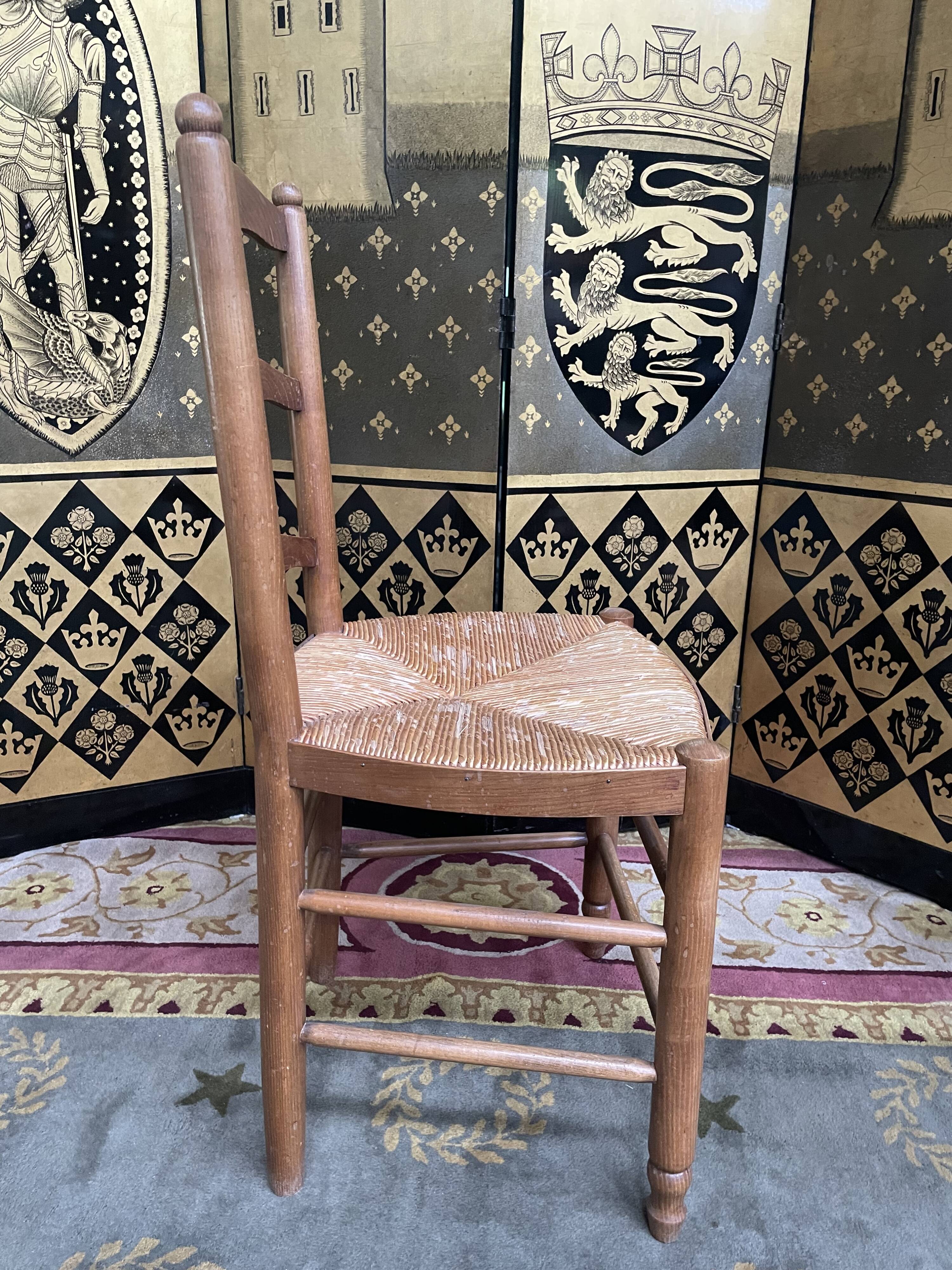 6 rustic ash mulched chairs