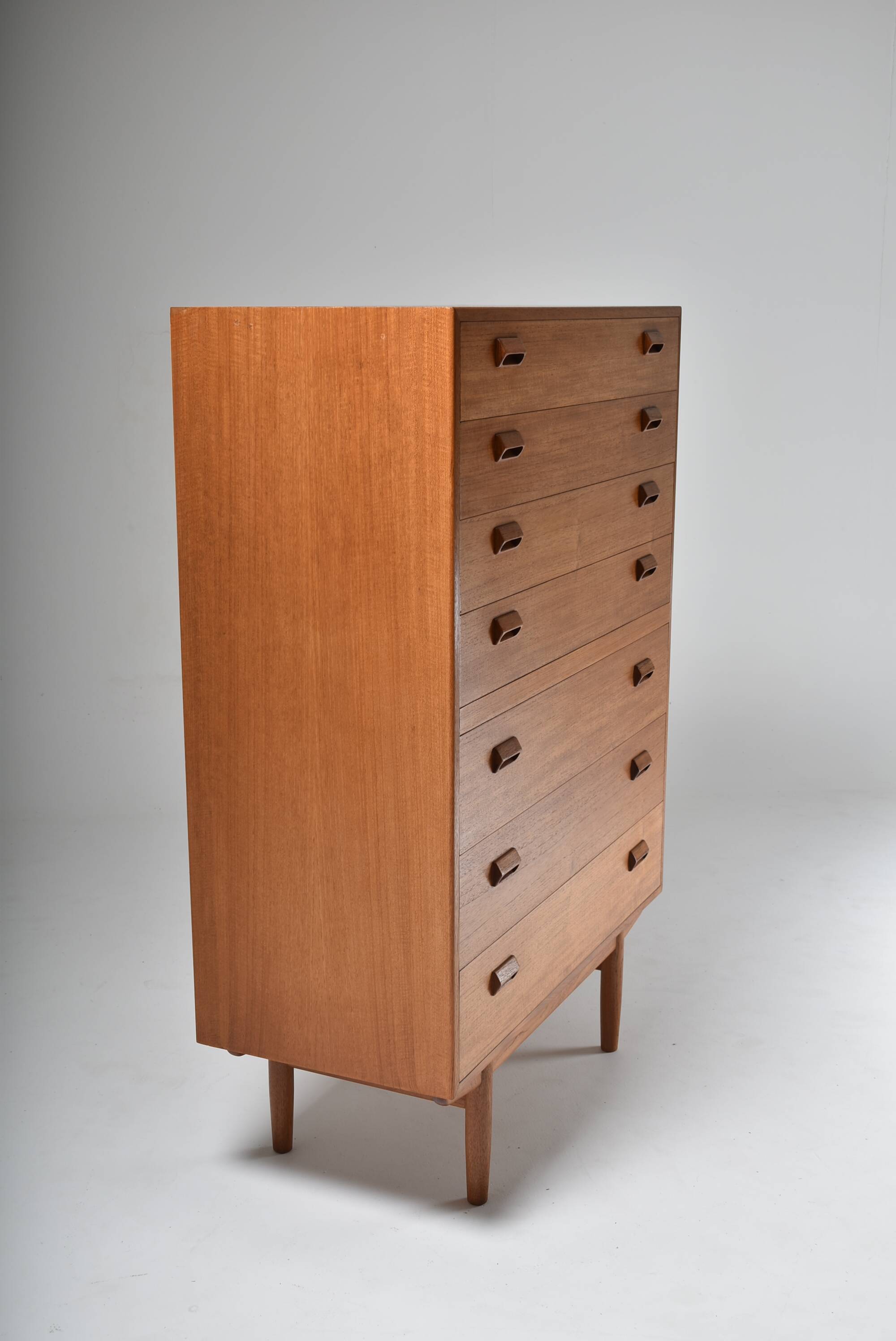Scandinavian chest of drawers Borge MOGENSEN