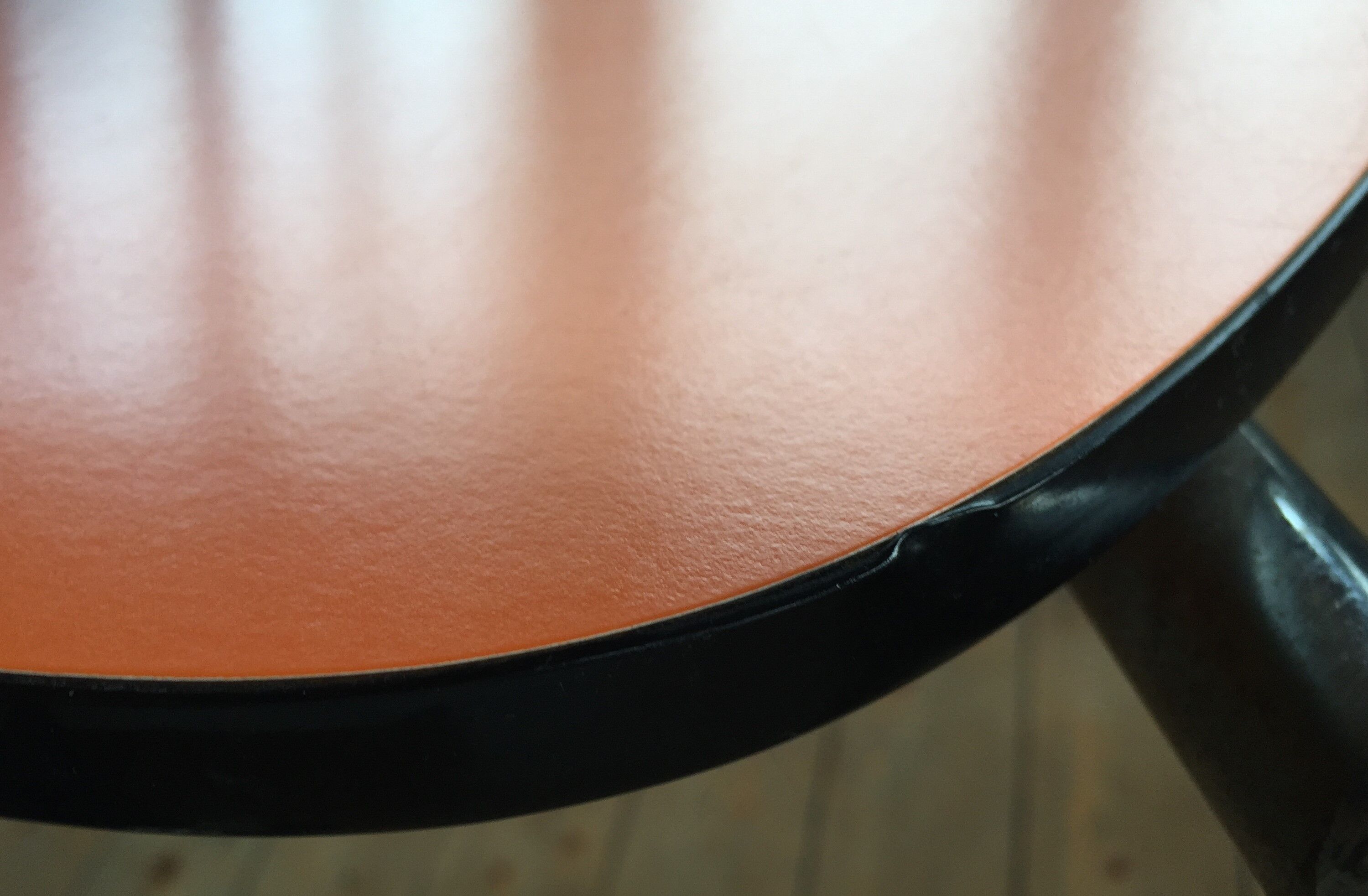 Lot of 4 vintage chairs in orange formica