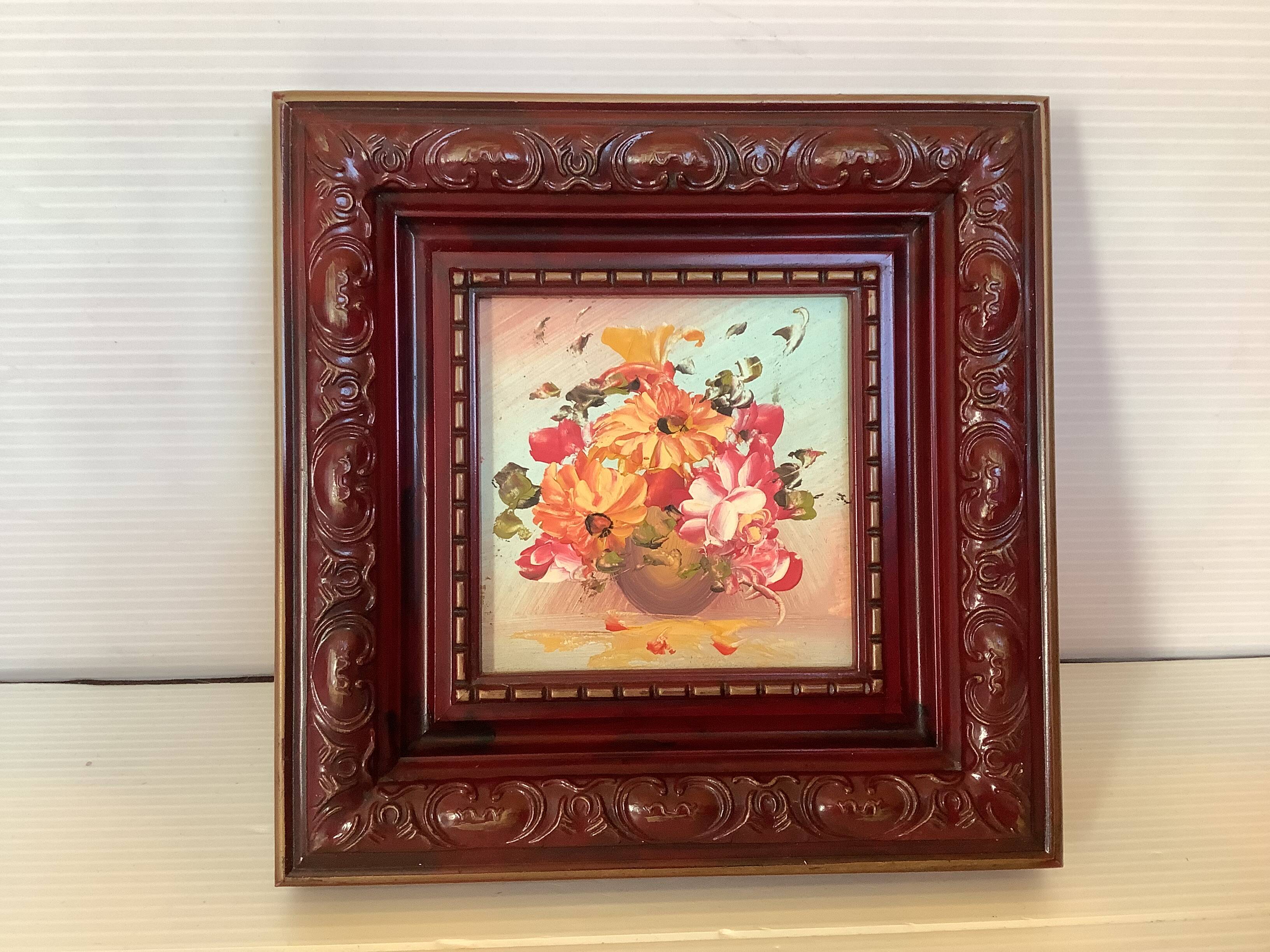 Mini painting of a flower bouquet in oil on panel.