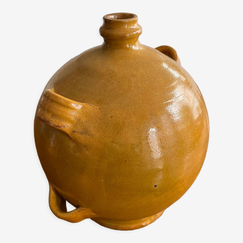 Oil jar called “conscience” in glazed terracotta