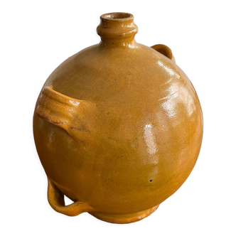 Oil jar called “conscience” in glazed terracotta