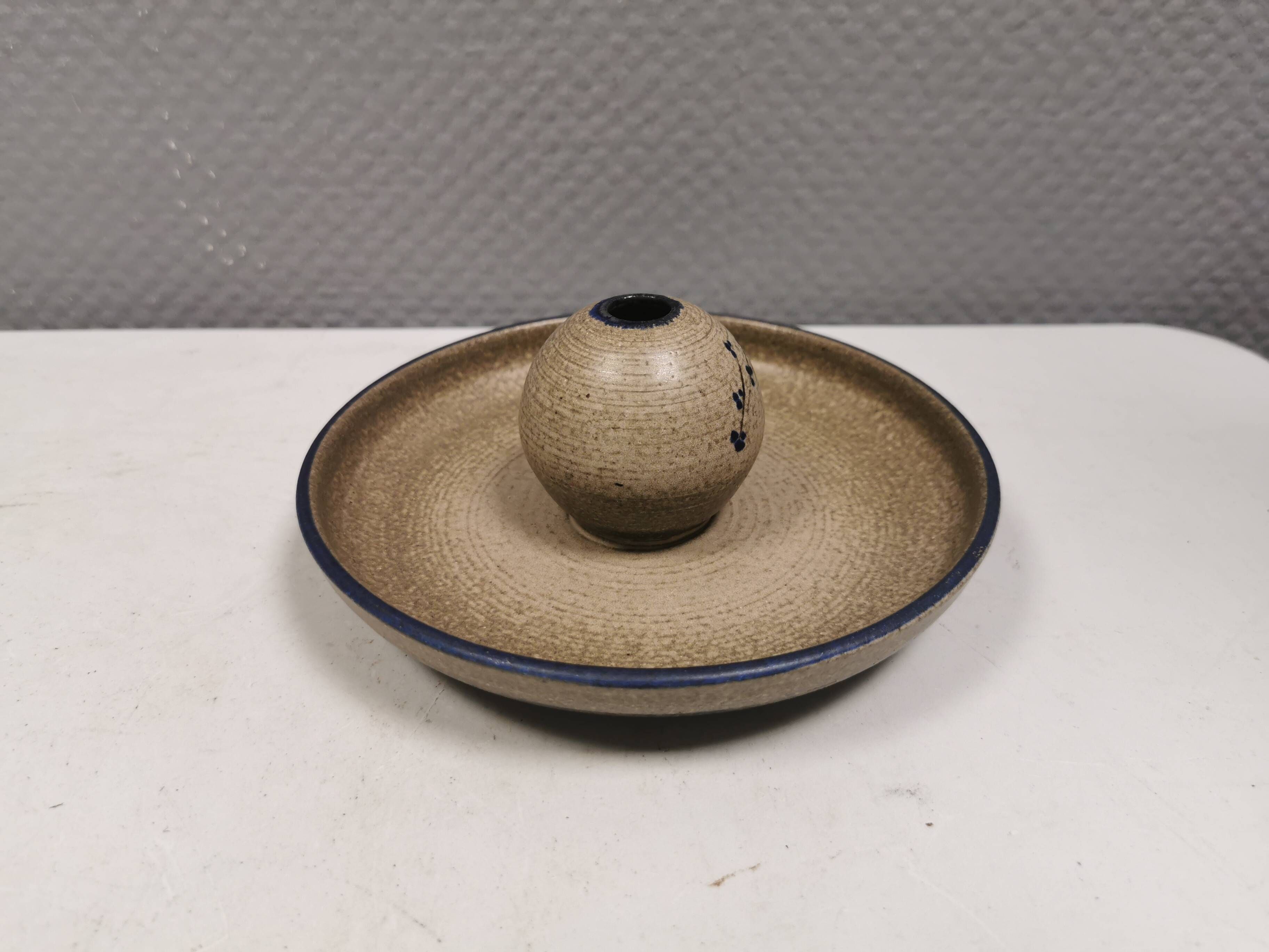 Beautiful bowl with a small knob ‘vase’ for a flower, Ulla ceramic Denmark