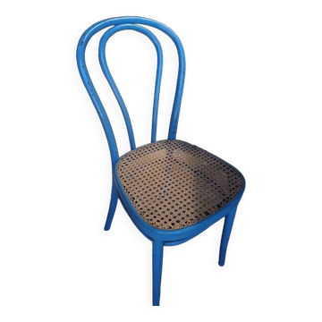 Old thonet style bistro chair