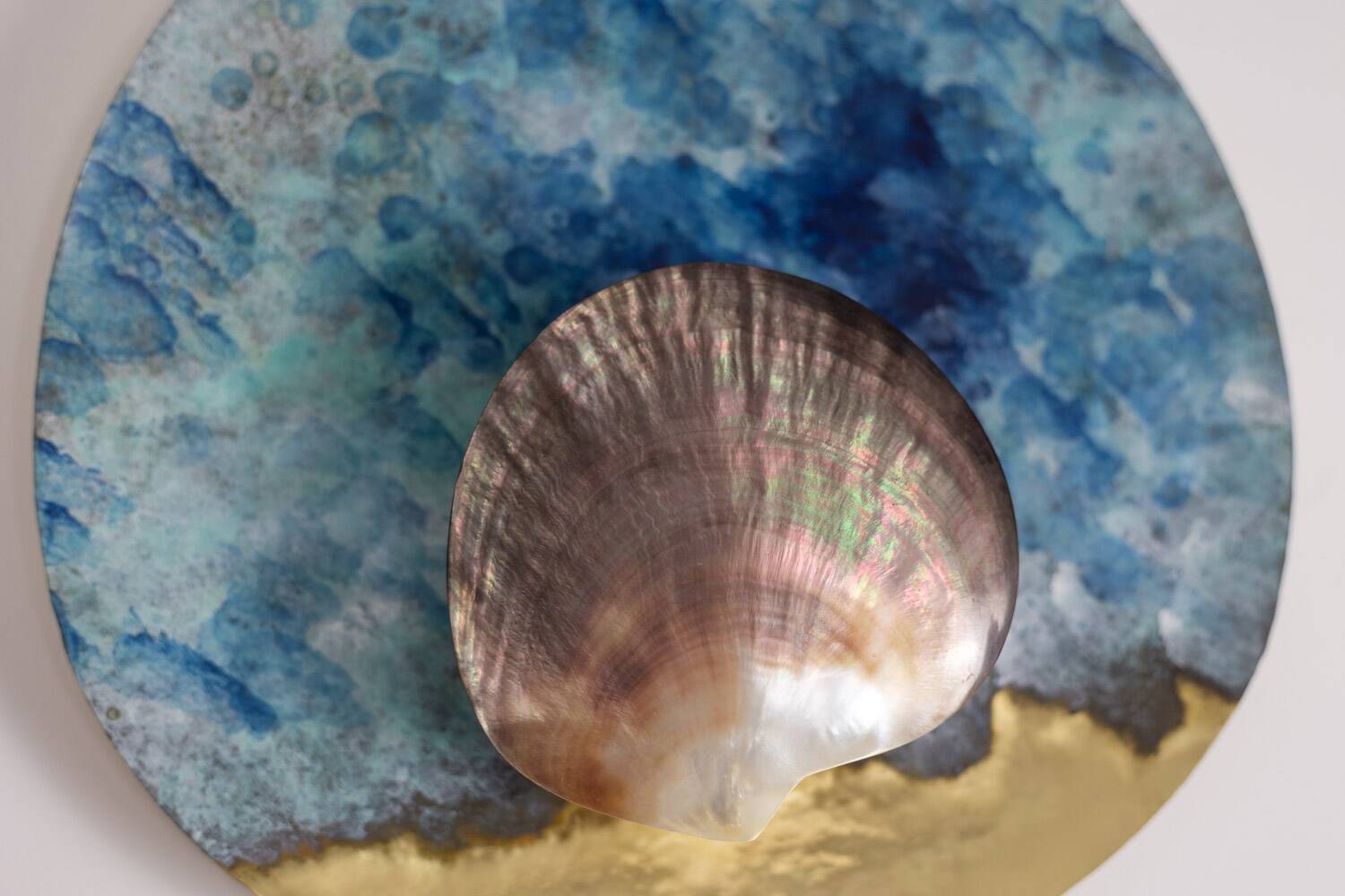 Pair of wall lights model "black mother-of-pearl". Contemporary work.