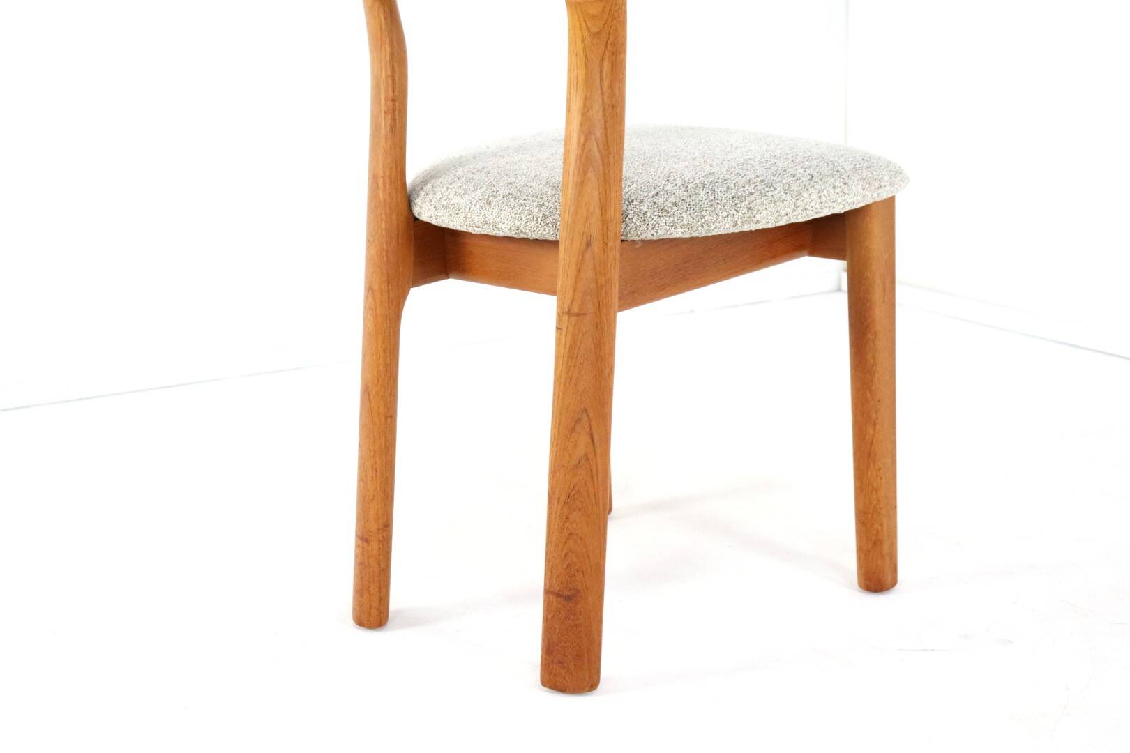 Lot de 6 chaises design danoises Juul Kristensen en teck