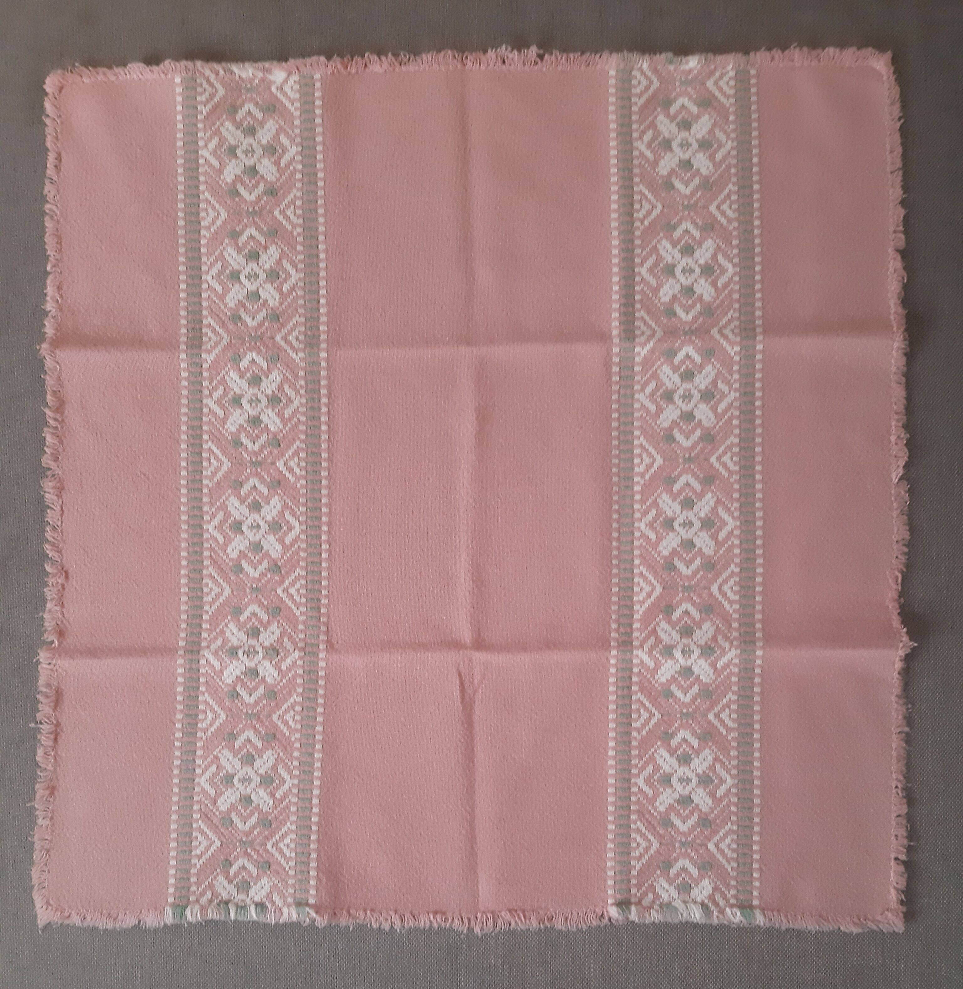 Retro/bohemian tablecloth & 8 towels