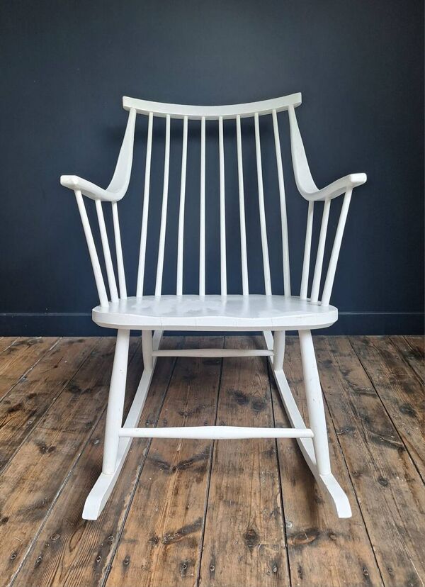 Rocking-chair vintage, fauteuil à bascule