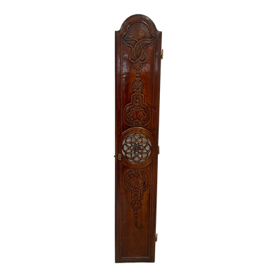 Porte d'horloge bois sculpté et ajouré
