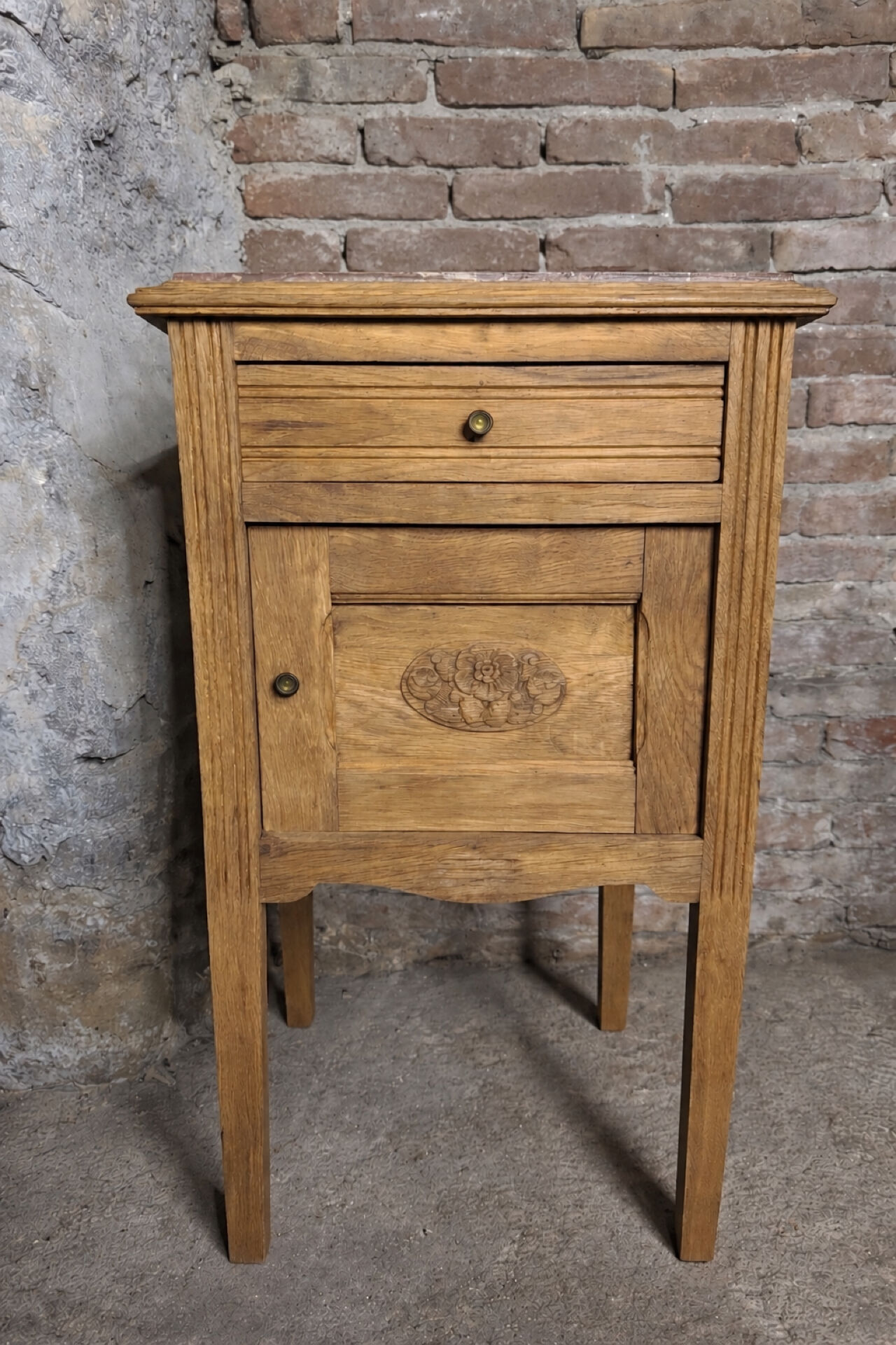 Bedside table/side table
