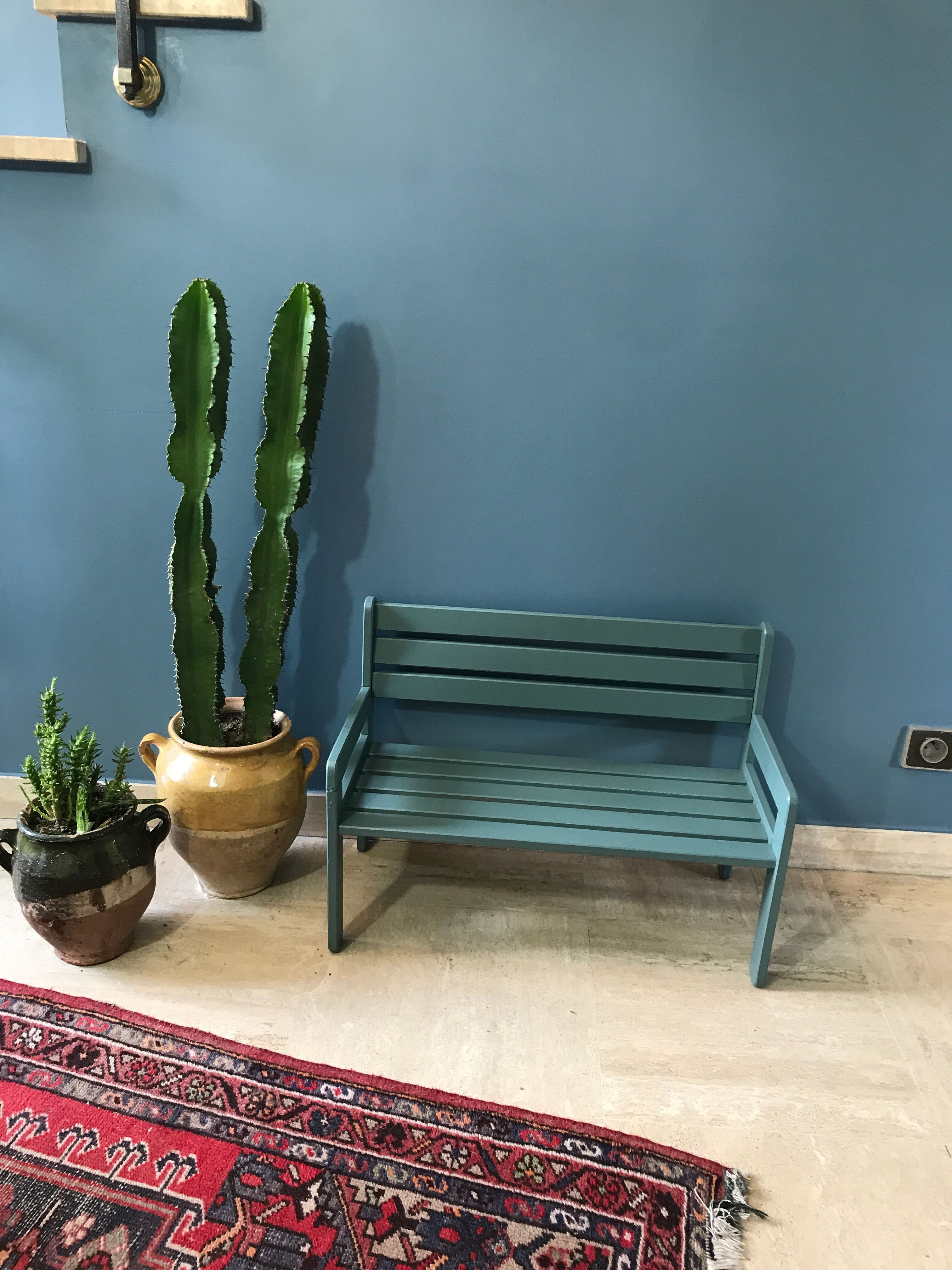 Slatted bench bluish green for children