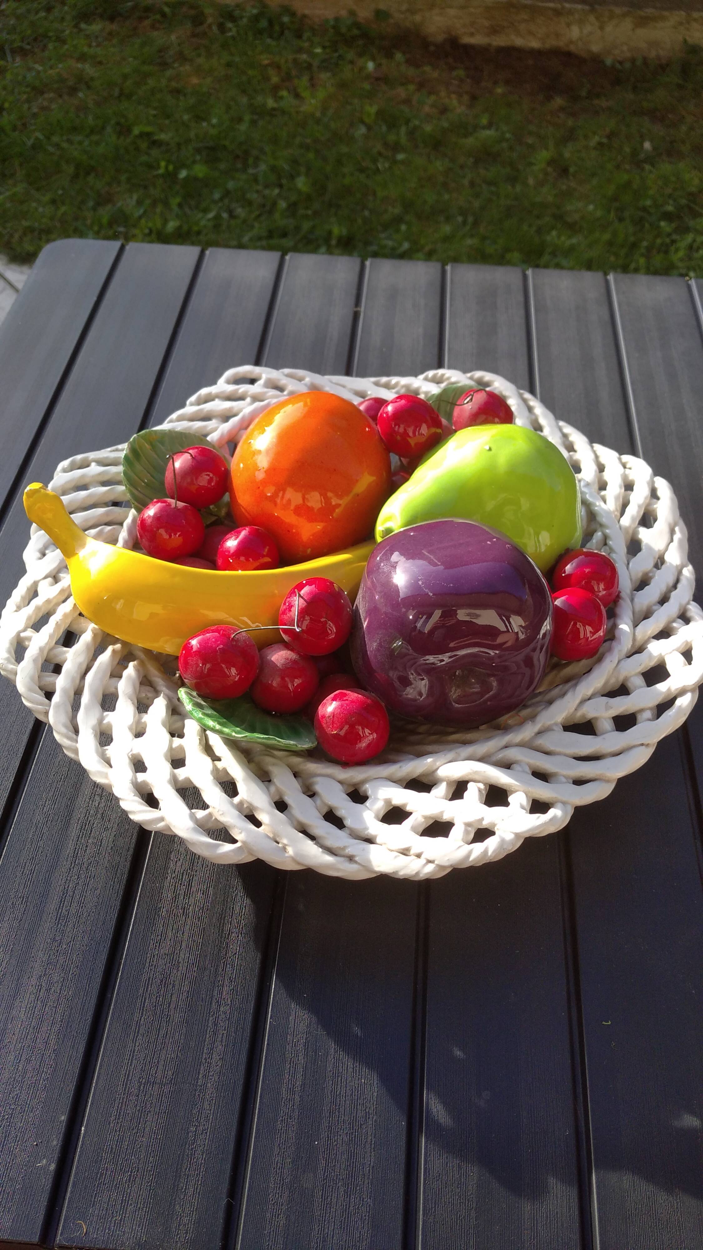 Ceramic Bassano Fruit Basket