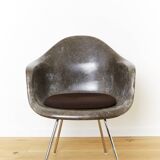 Seal Brown DAX fiberglass chair by Charles & Ray Eames for Herman Miller