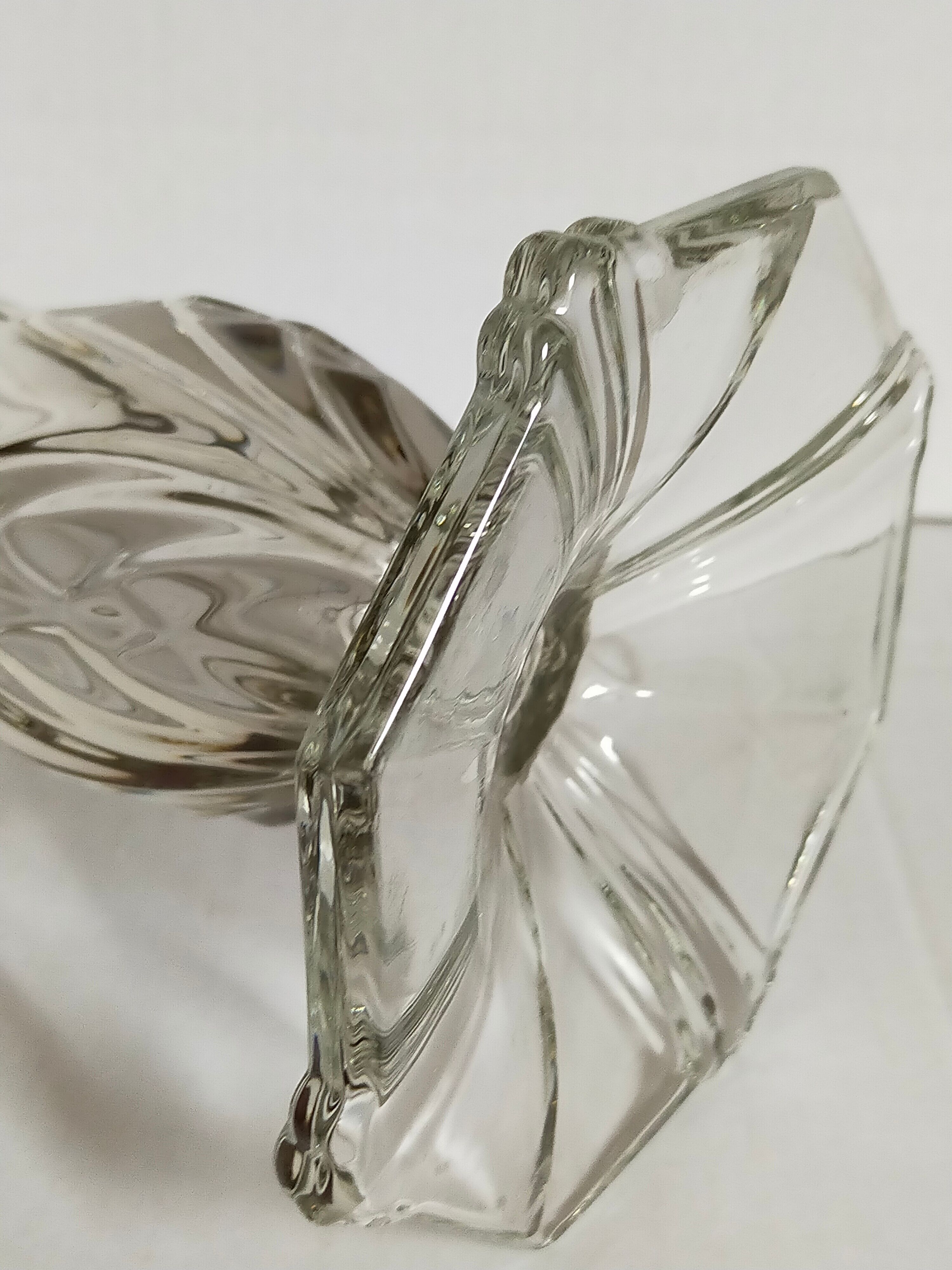 Art-Deco high foot vase in molded crystal early twentieth century