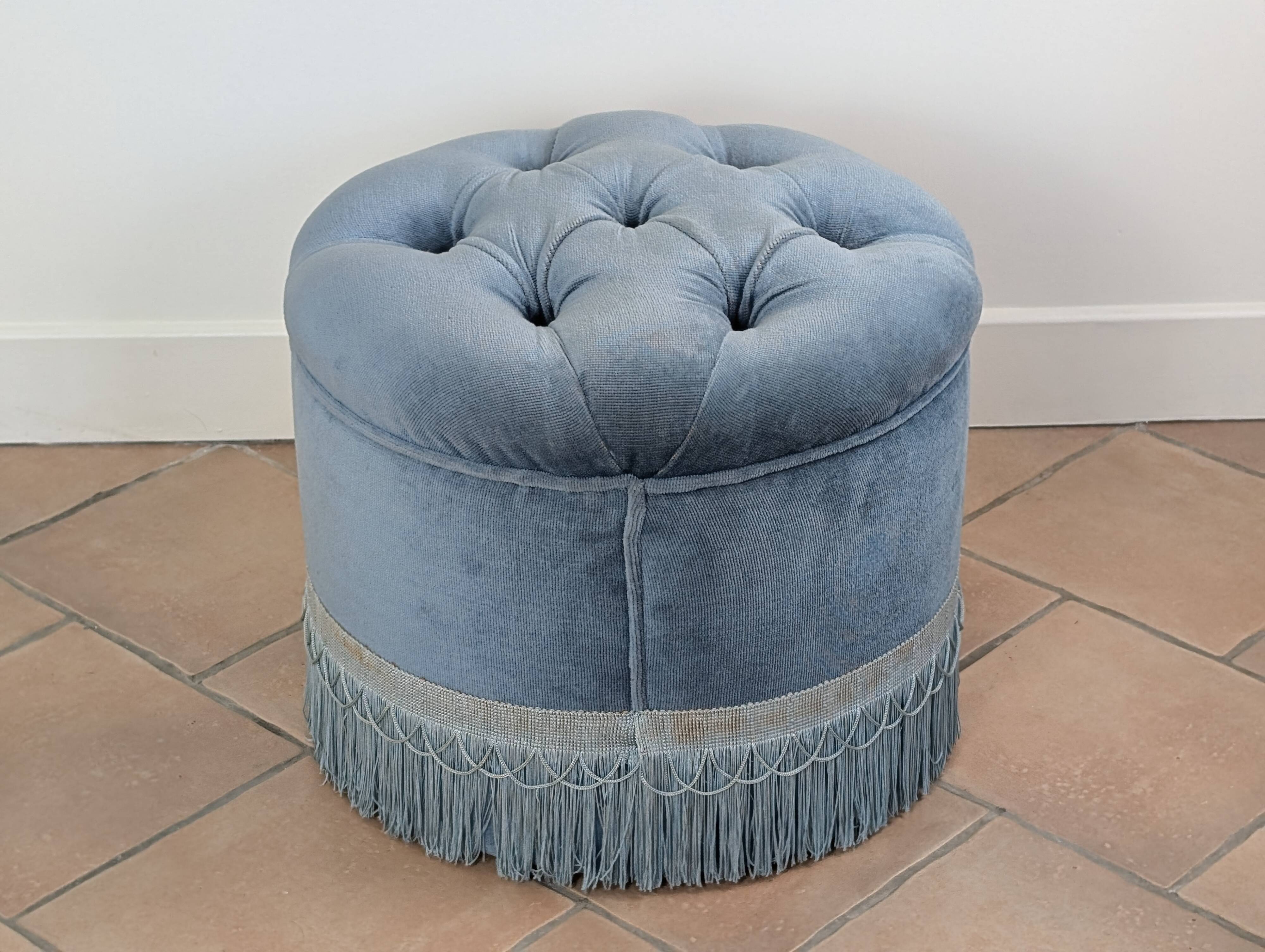 Velvet pouf