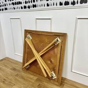 Folding table legs compass