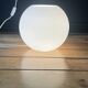 Lampe boule en verre opalin