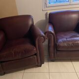 Set of 2 club chairs