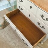 Antique chest of drawers