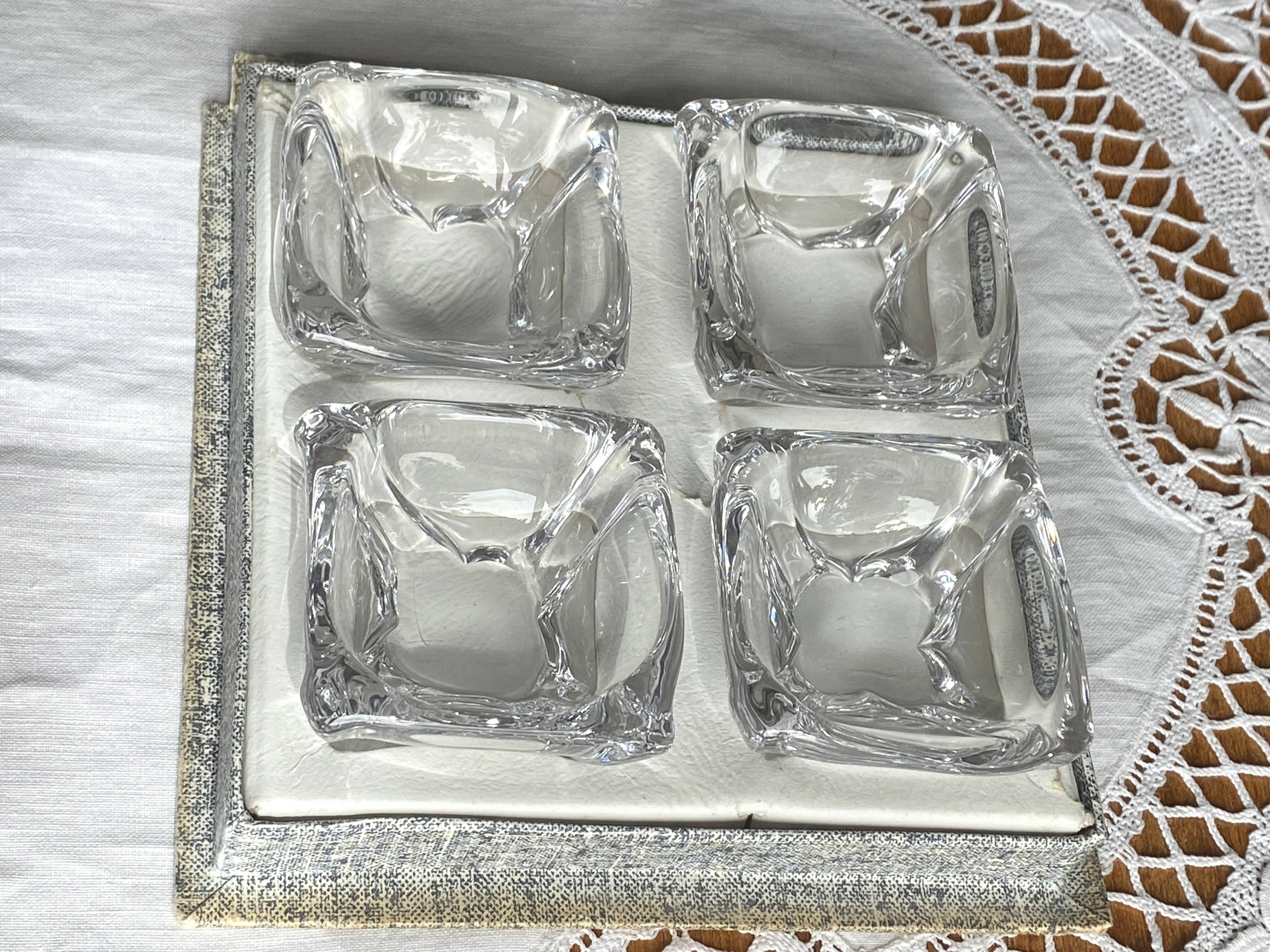 4 individual salt cellars in Daum Crystal, France