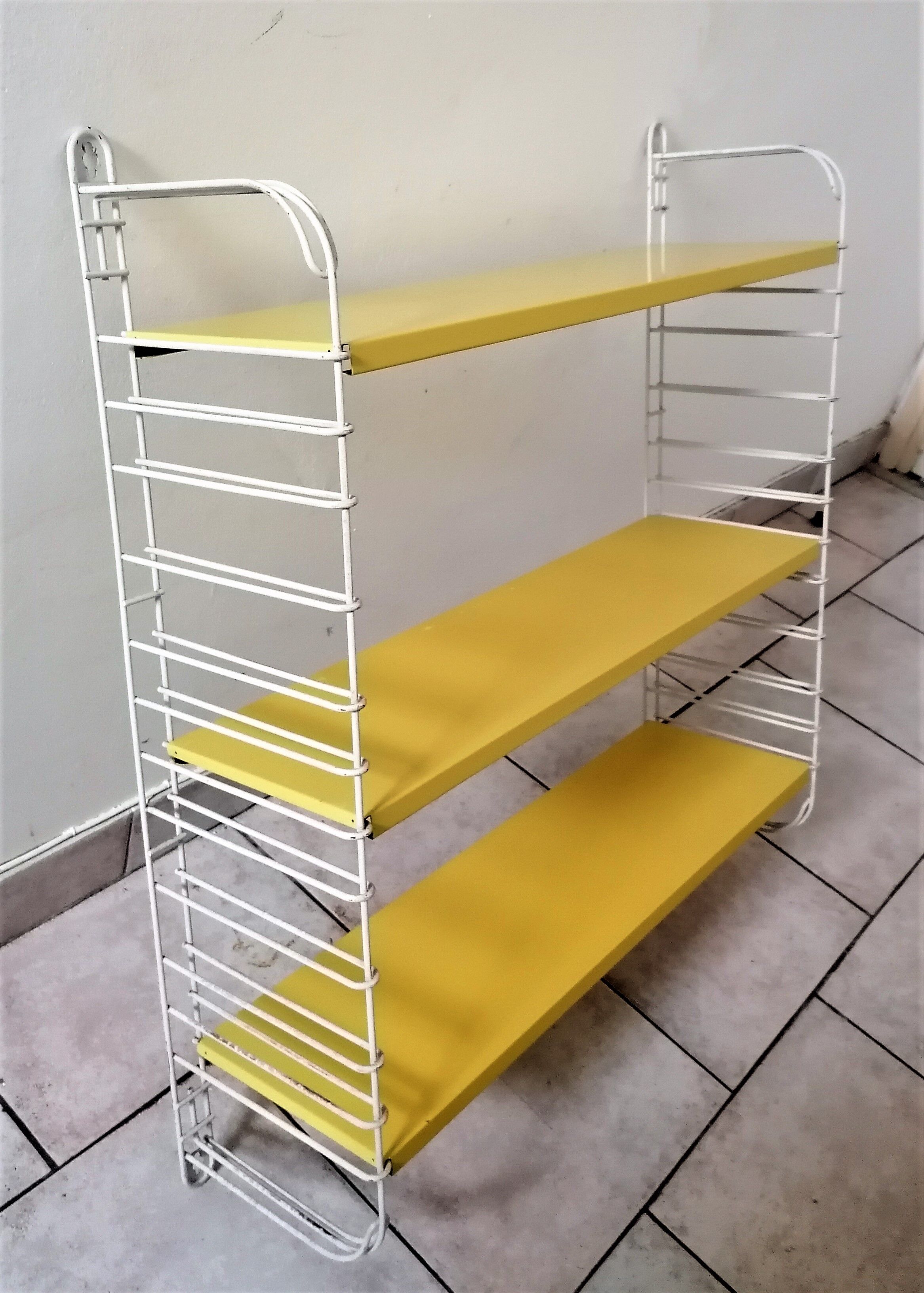 Wall shelf Tomado Holland vintage Scandinavian design