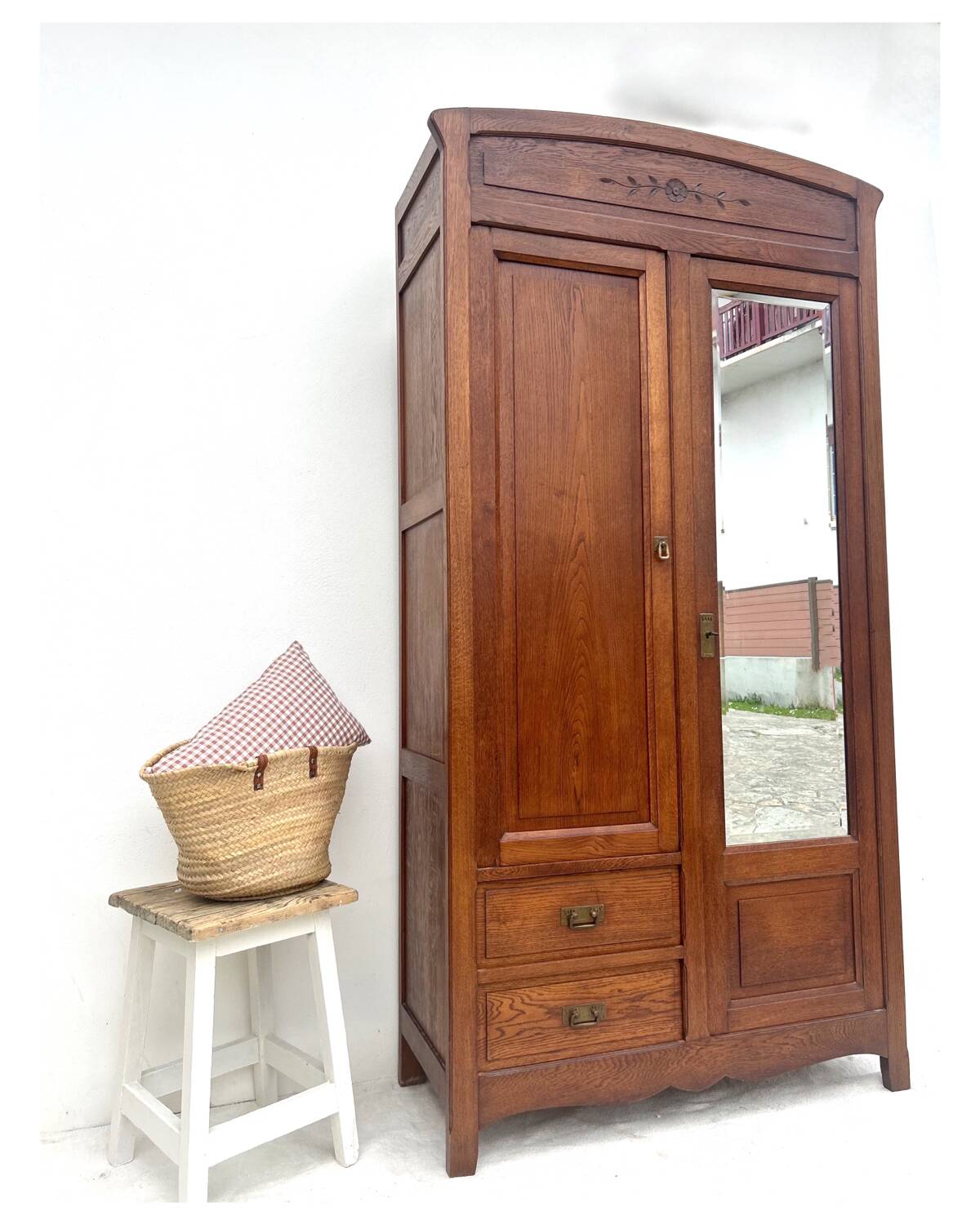 Parisian oak wardrobe